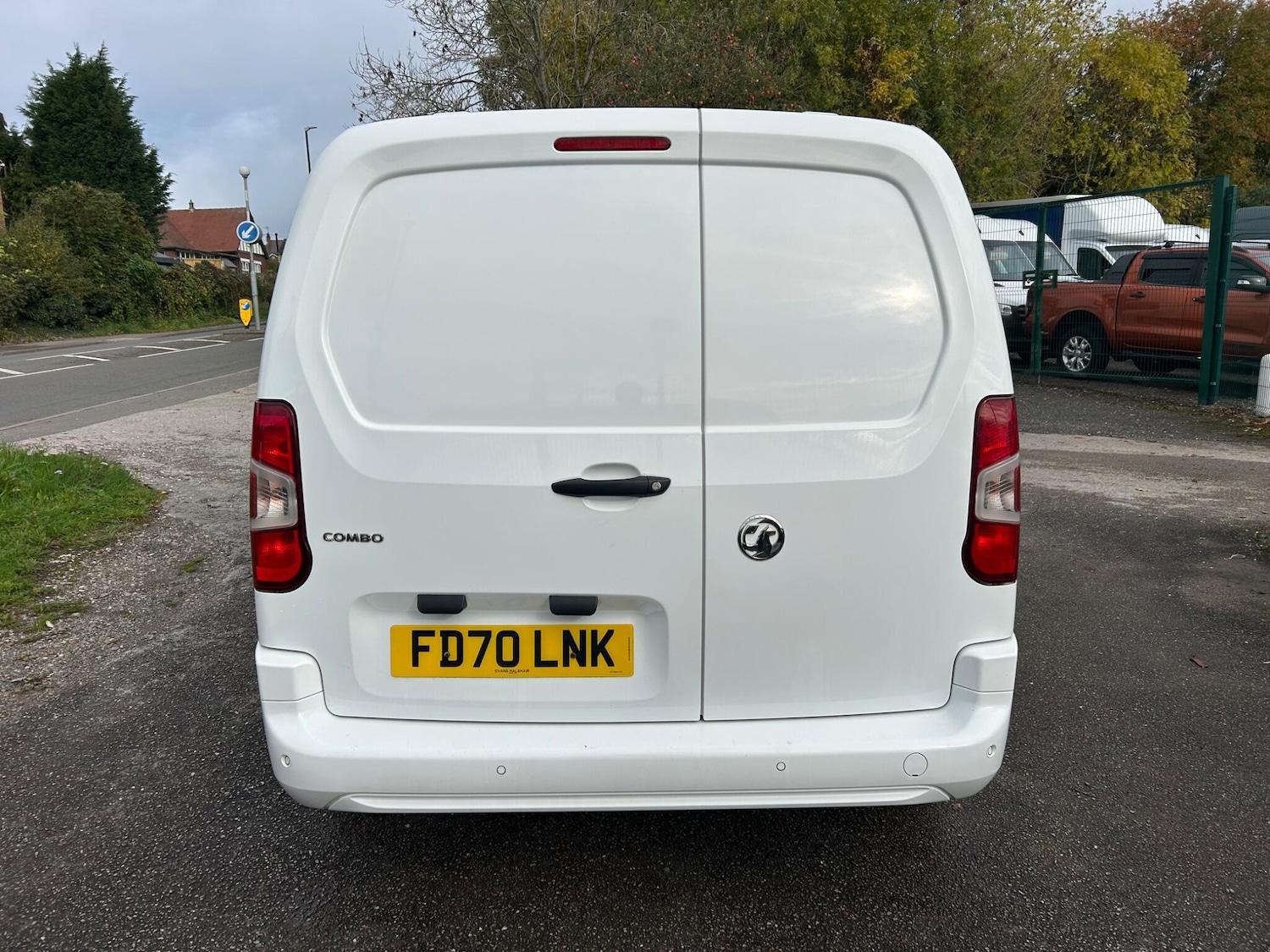 Used Vauxhall Combo 2020 for sale - 76349309: Photo 6