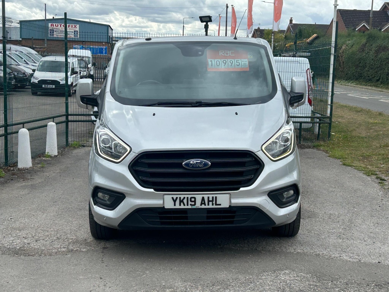 Used Ford Transit Custom 2019 for sale - 76584532: Photo 2