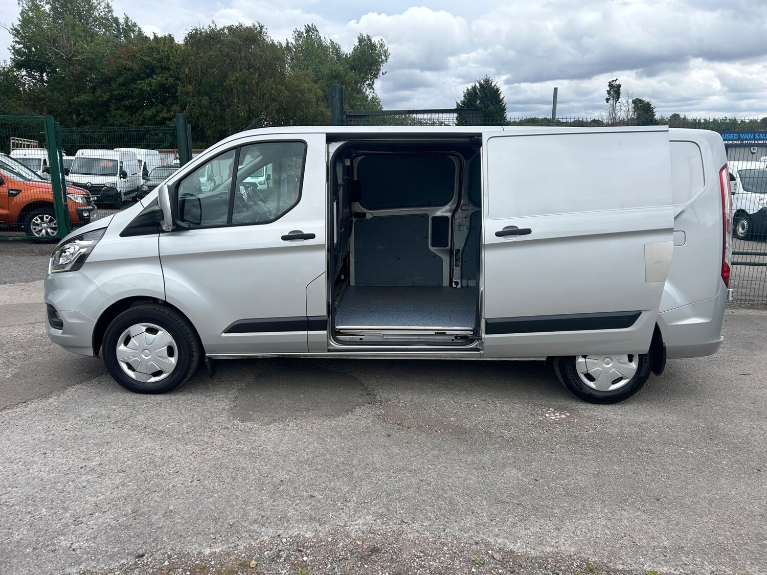 Used Ford Transit Custom 2019 for sale - 76584532: Photo 9