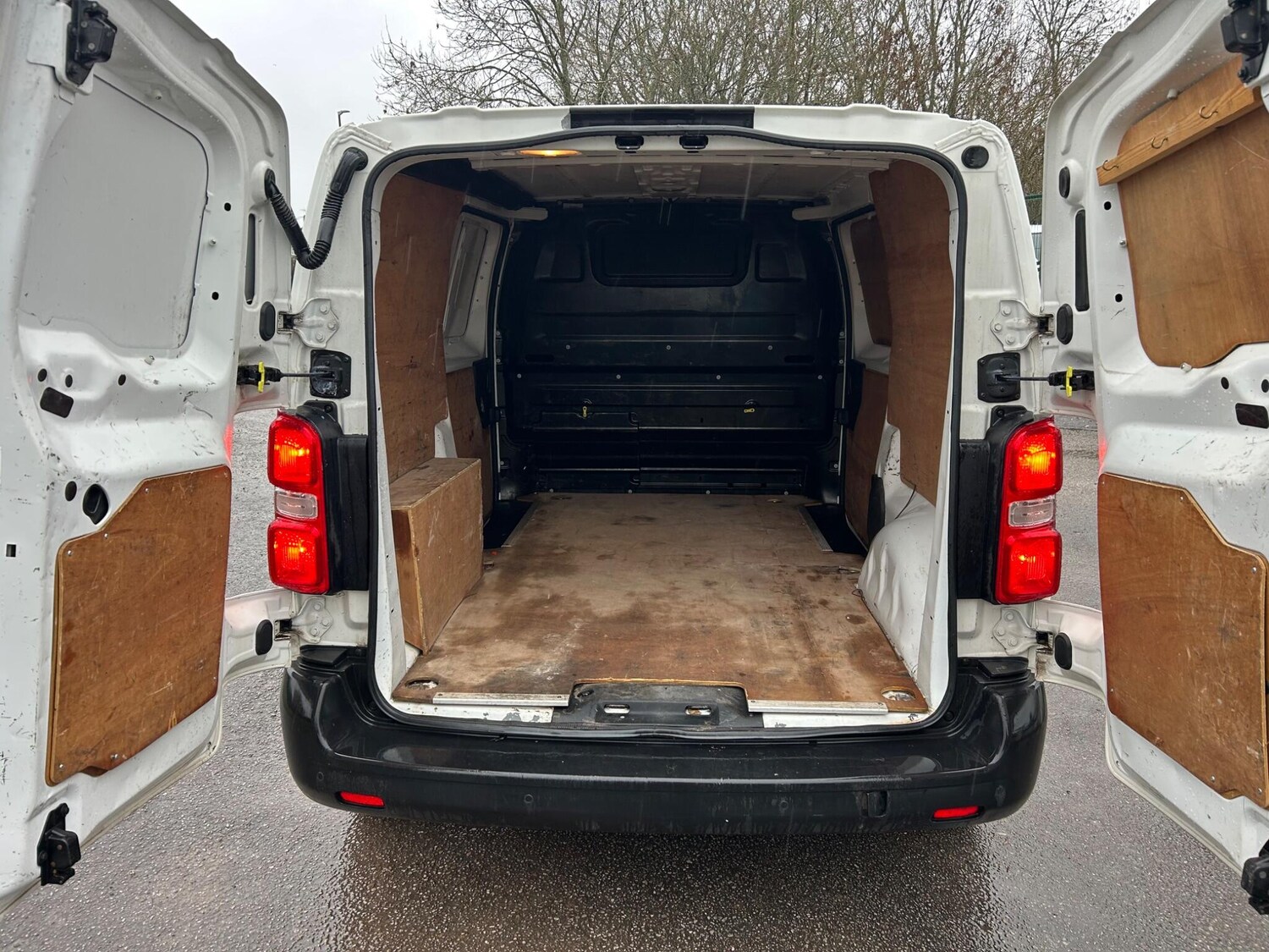 Used Peugeot Expert 2017 for sale - 77468201: Photo 11