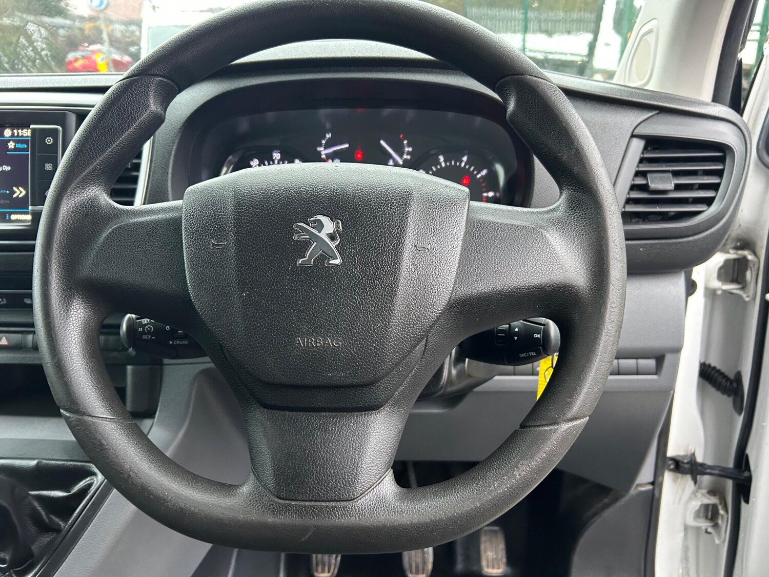 Used Peugeot Expert 2017 for sale - 77468201: Photo 18