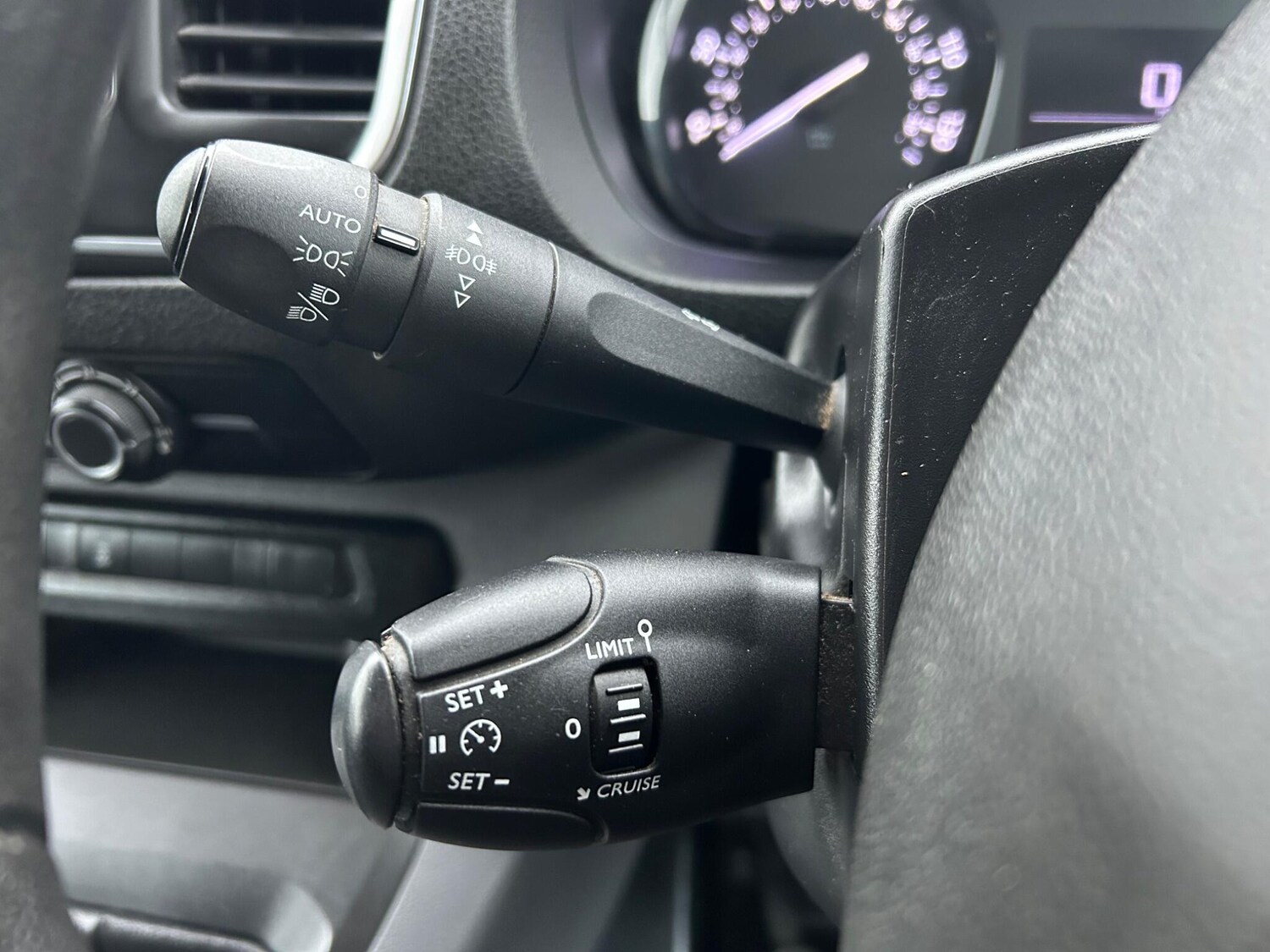 Used Peugeot Expert 2017 for sale - 77468201: Photo 19