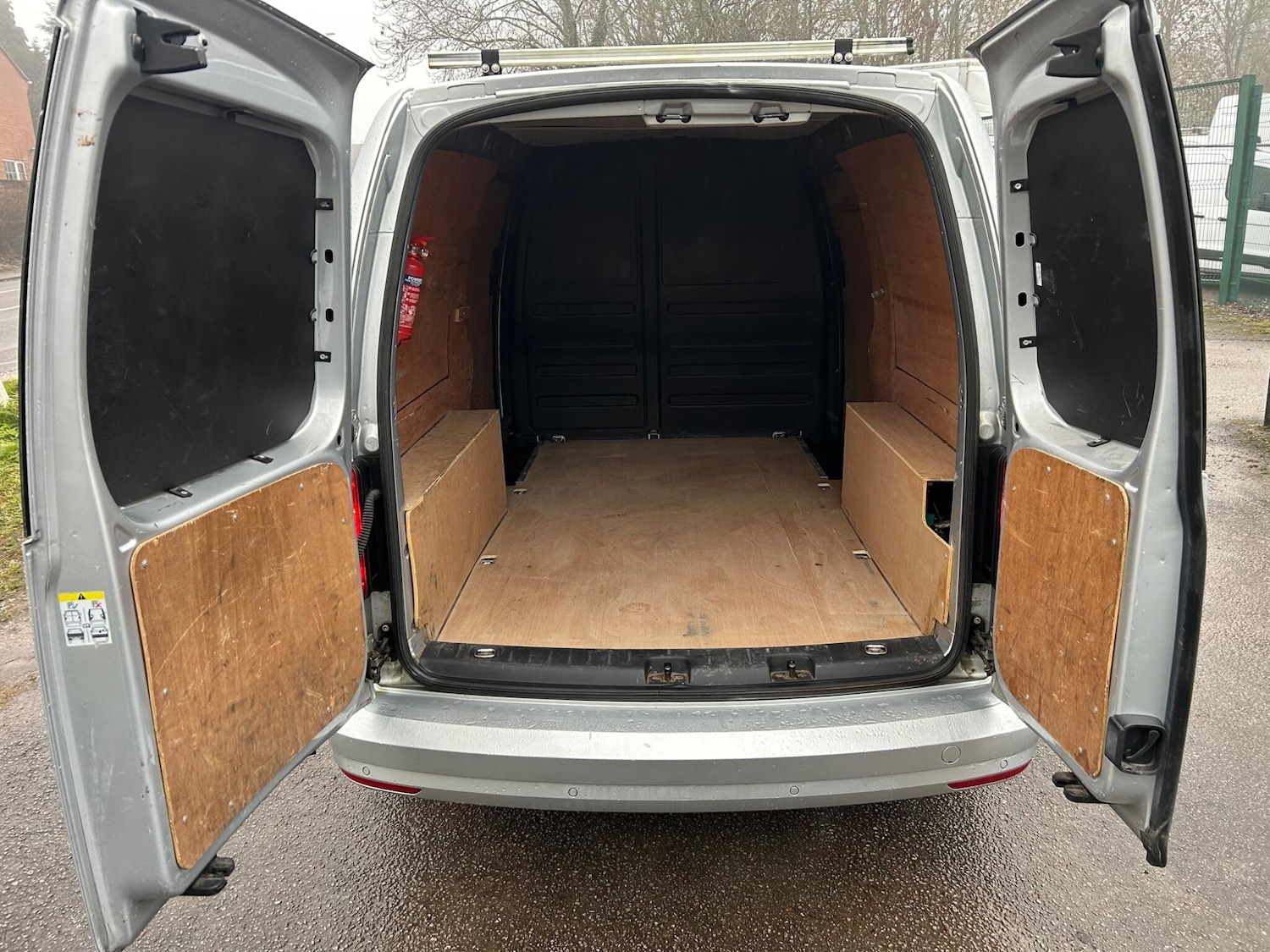 Used Volkswagen Caddy Maxi 2016 for sale - 77253894: Photo 11