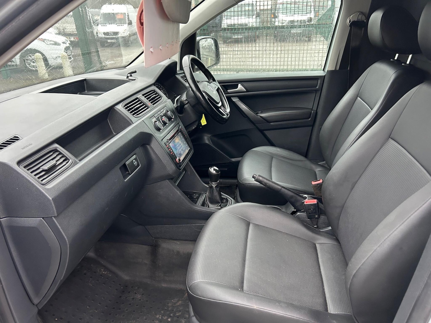 Used Volkswagen Caddy Maxi 2016 for sale - 77253894: Photo 14