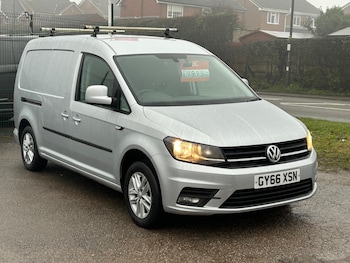 Used Volkswagen Caddy Maxi 2016 for sale - 77253894: Photo