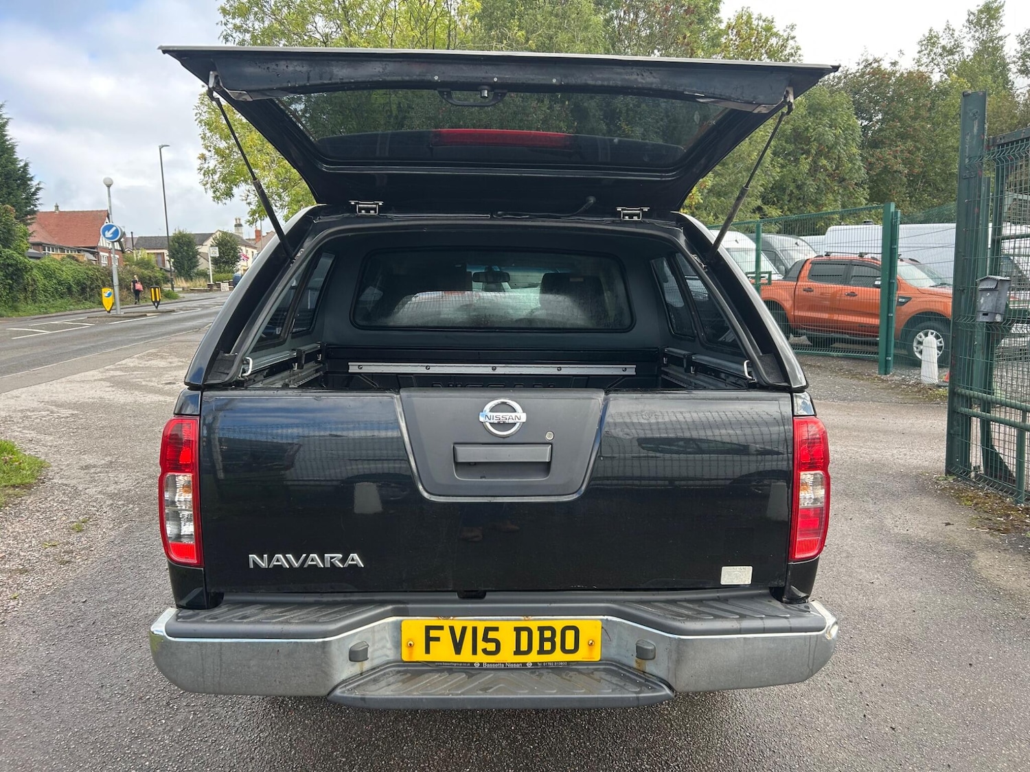 Used Nissan Navara 2015 for sale - 77109020: Photo 10