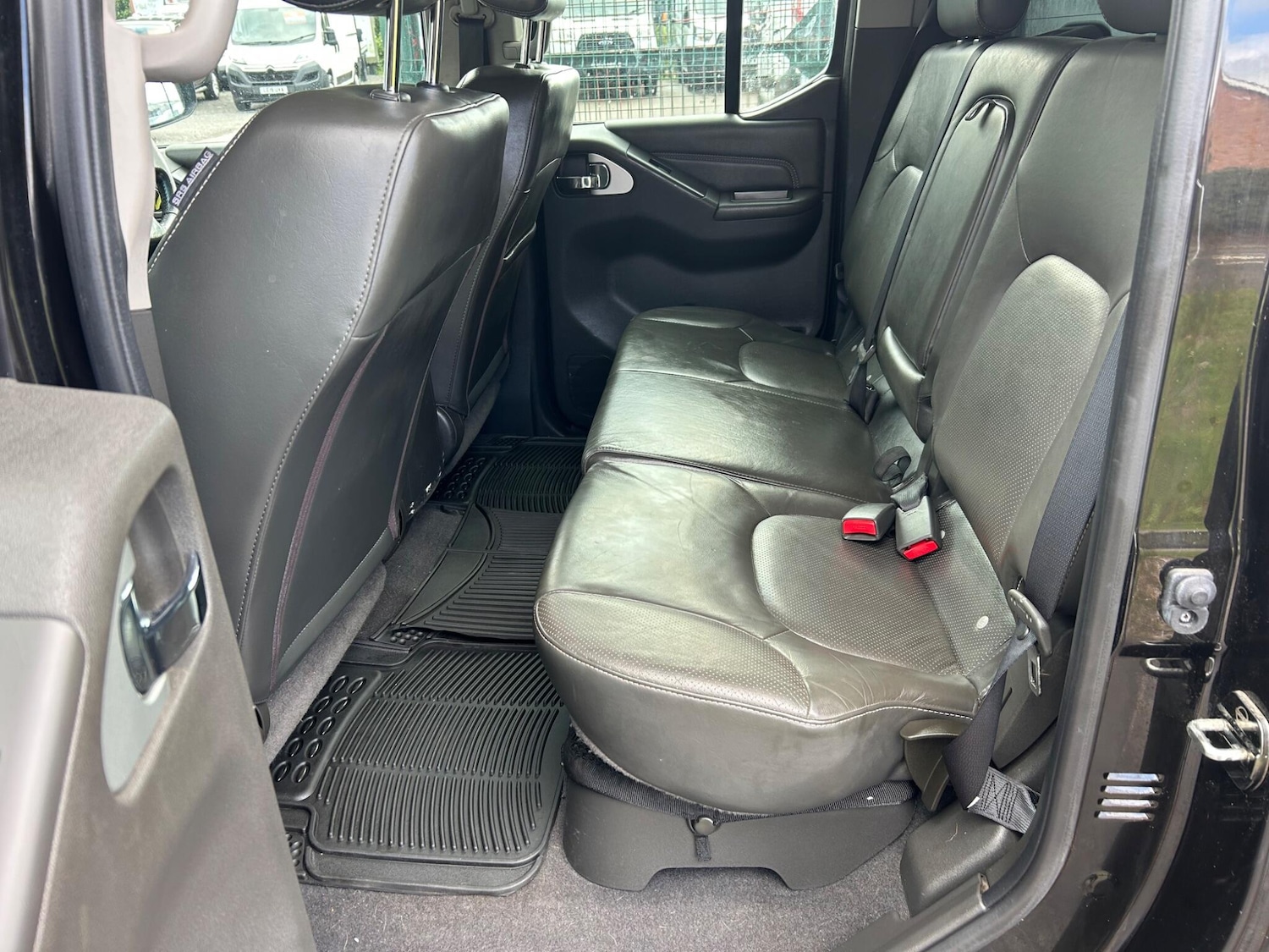 Used Nissan Navara 2015 for sale - 77109020: Photo 13