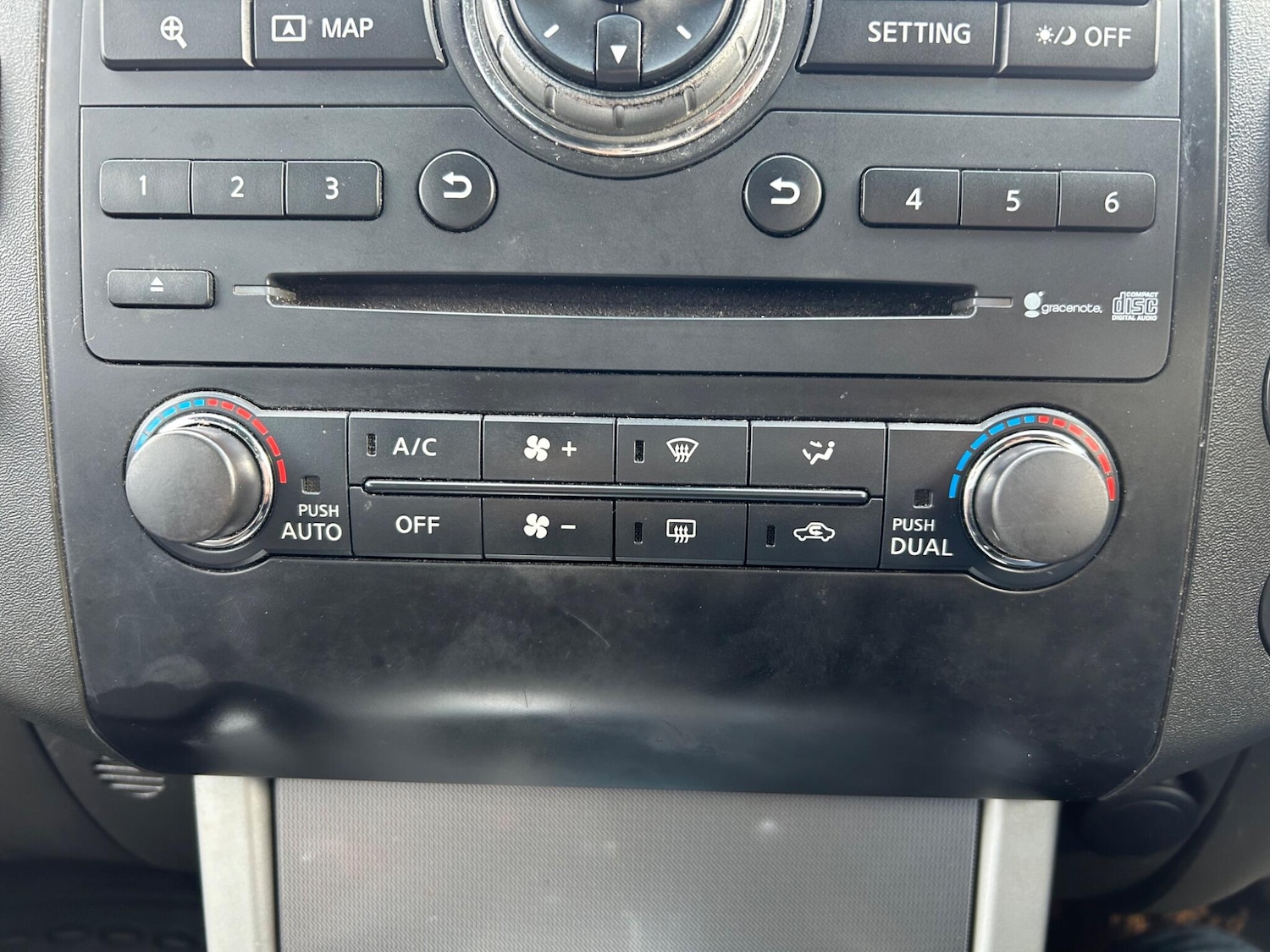 Used Nissan Navara 2015 for sale - 77109020: Photo 26