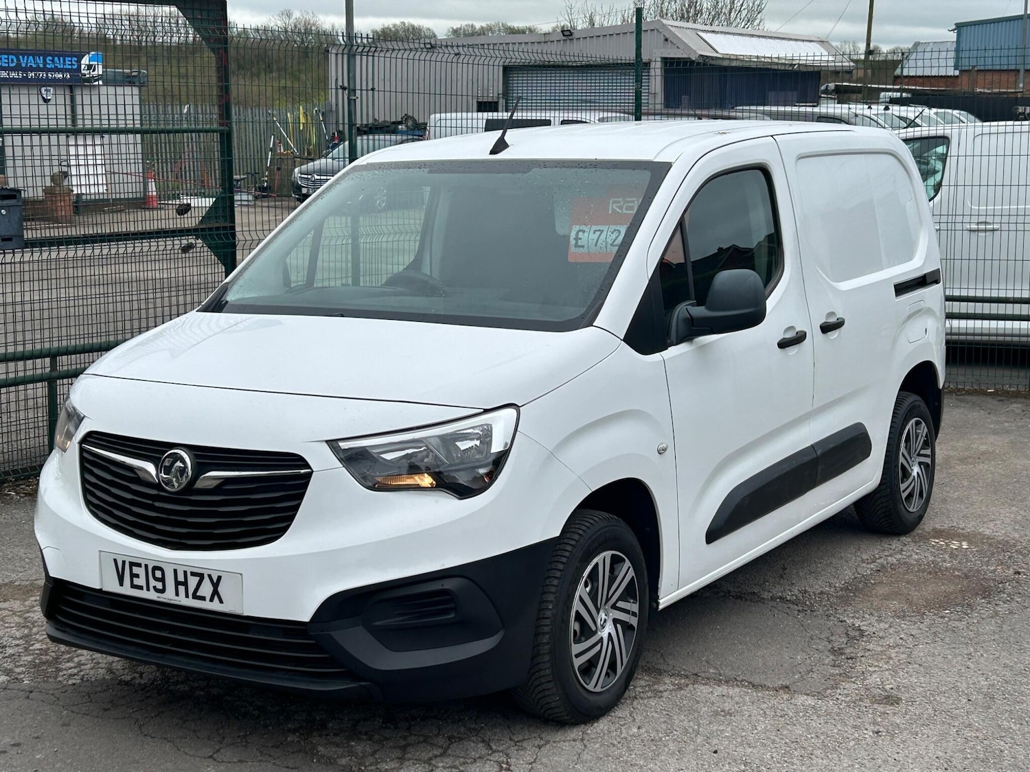 Used Vauxhall Combo 2019 for sale - 78127363: Photo 1