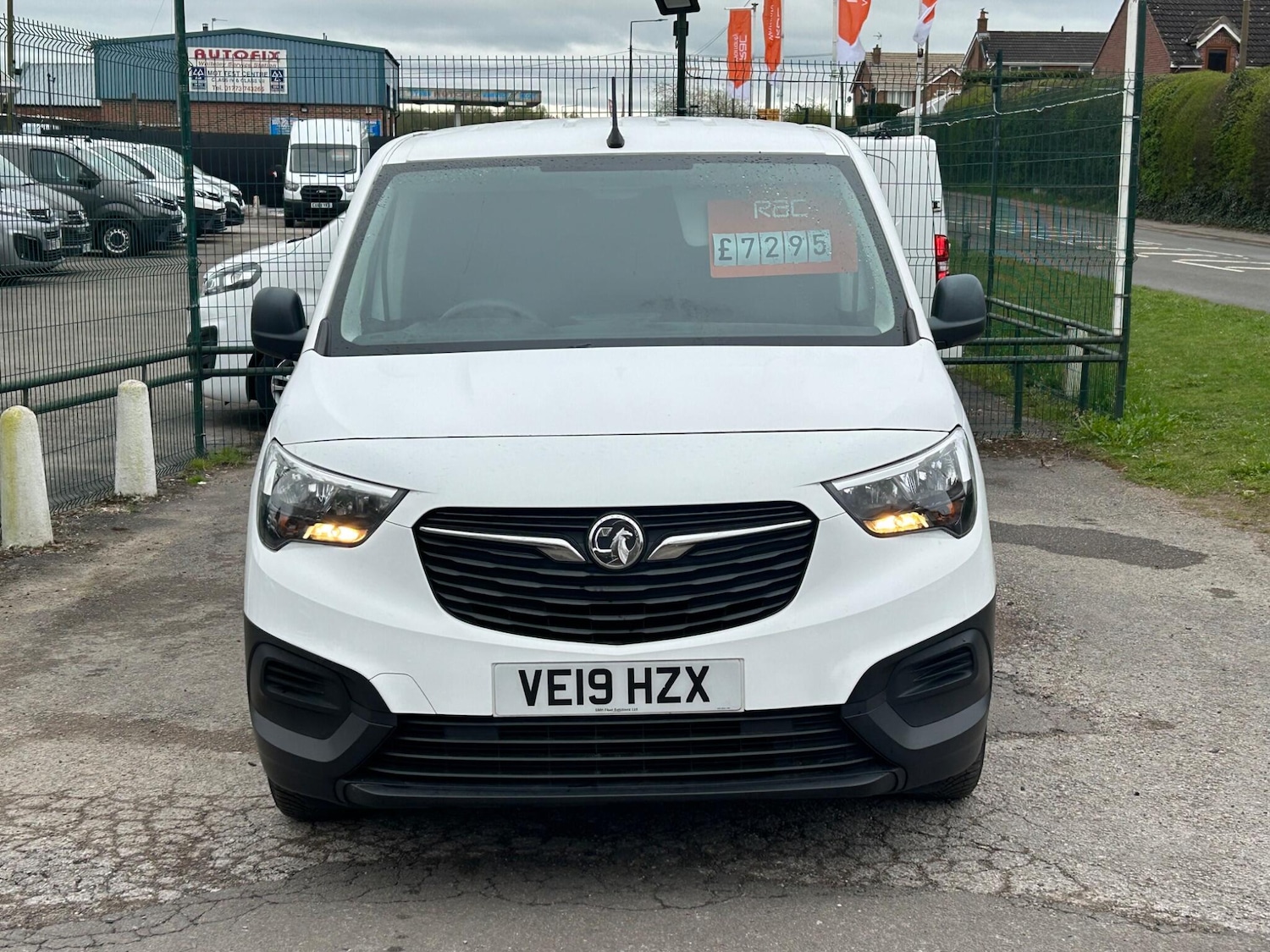 Used Vauxhall Combo 2019 for sale - 78127363: Photo 2