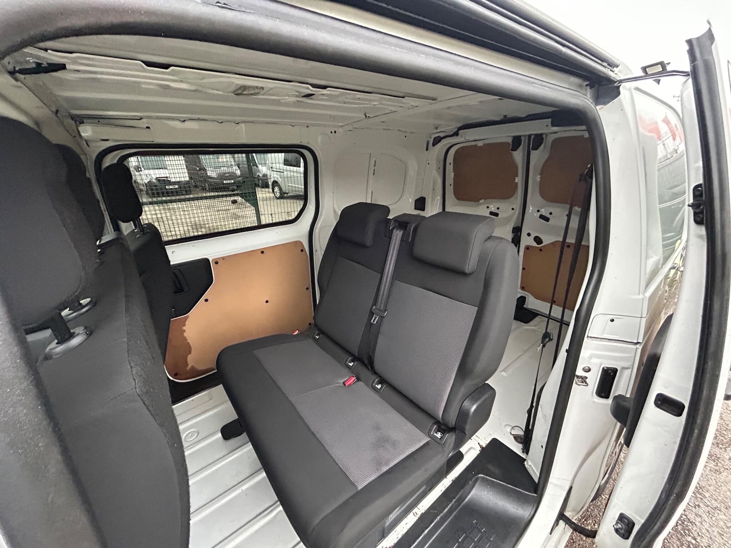 Used Peugeot Expert 2018 for sale - 77425438: Photo 10