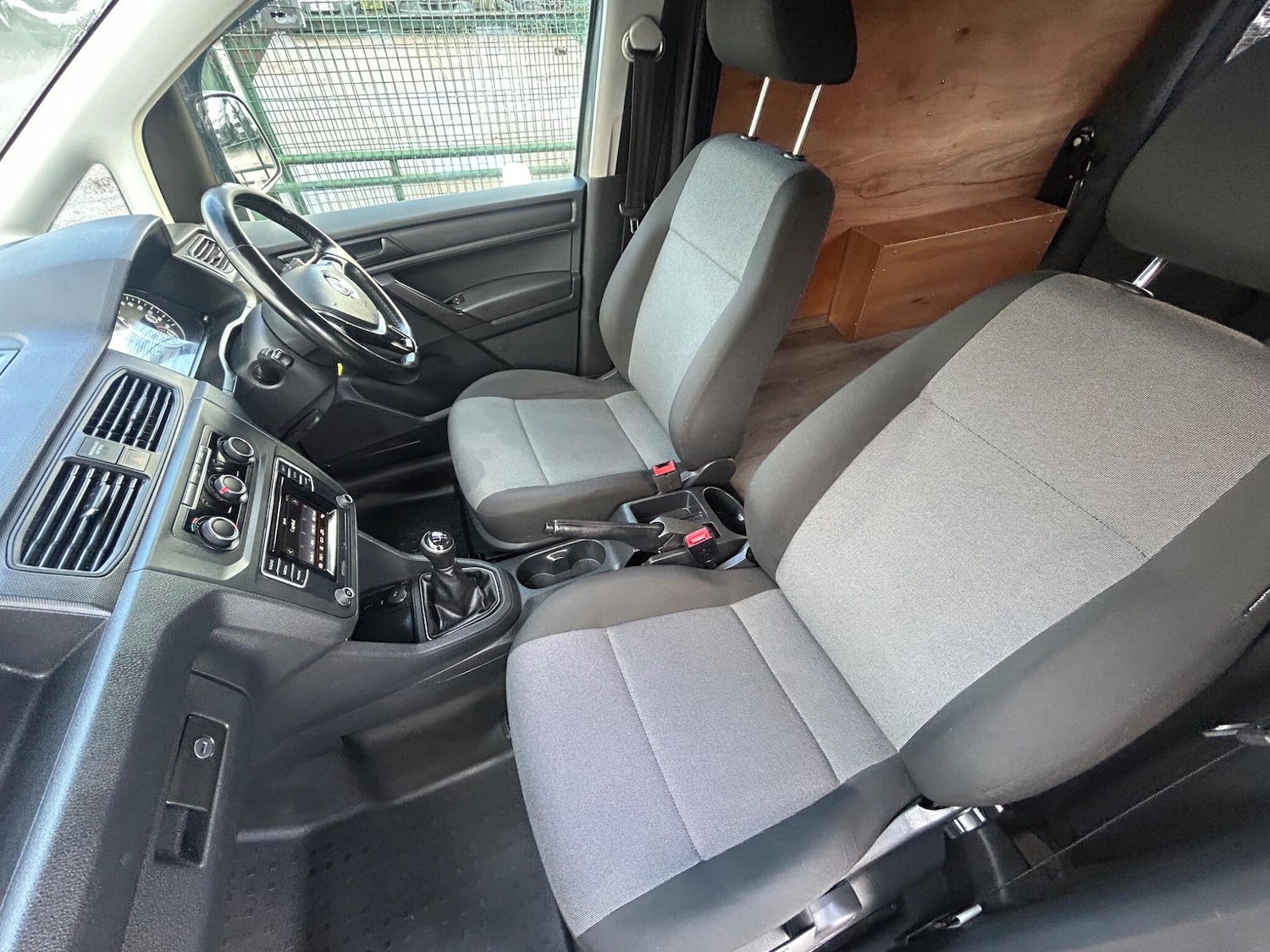 Used Volkswagen Caddy 2016 for sale - 76689927: Photo 15