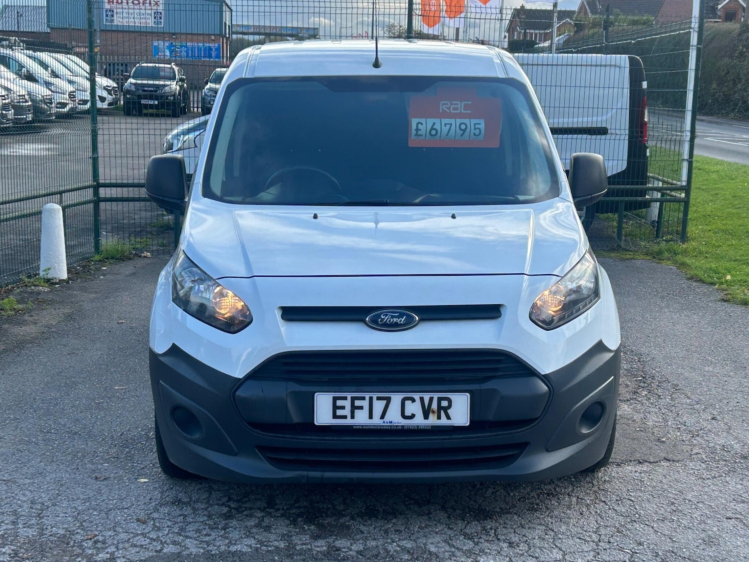 Used Ford Transit Connect 2017 for sale - 76360955: Photo 2