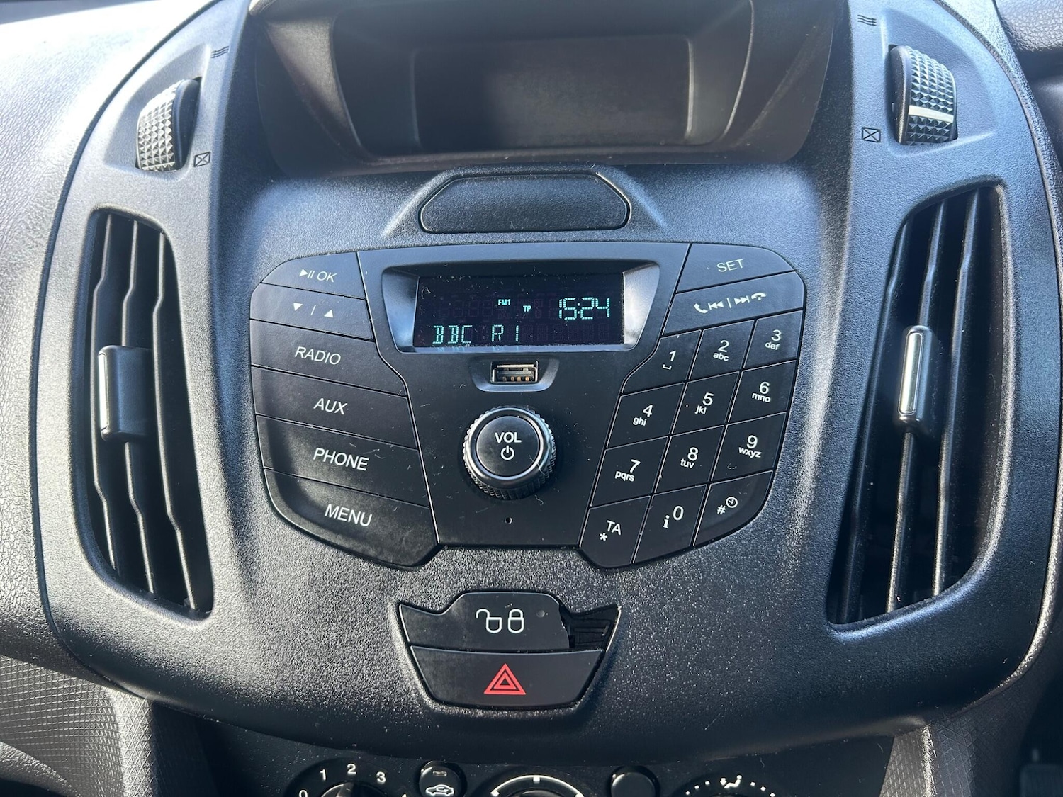 Used Ford Transit Connect 2017 for sale - 76360955: Photo 21