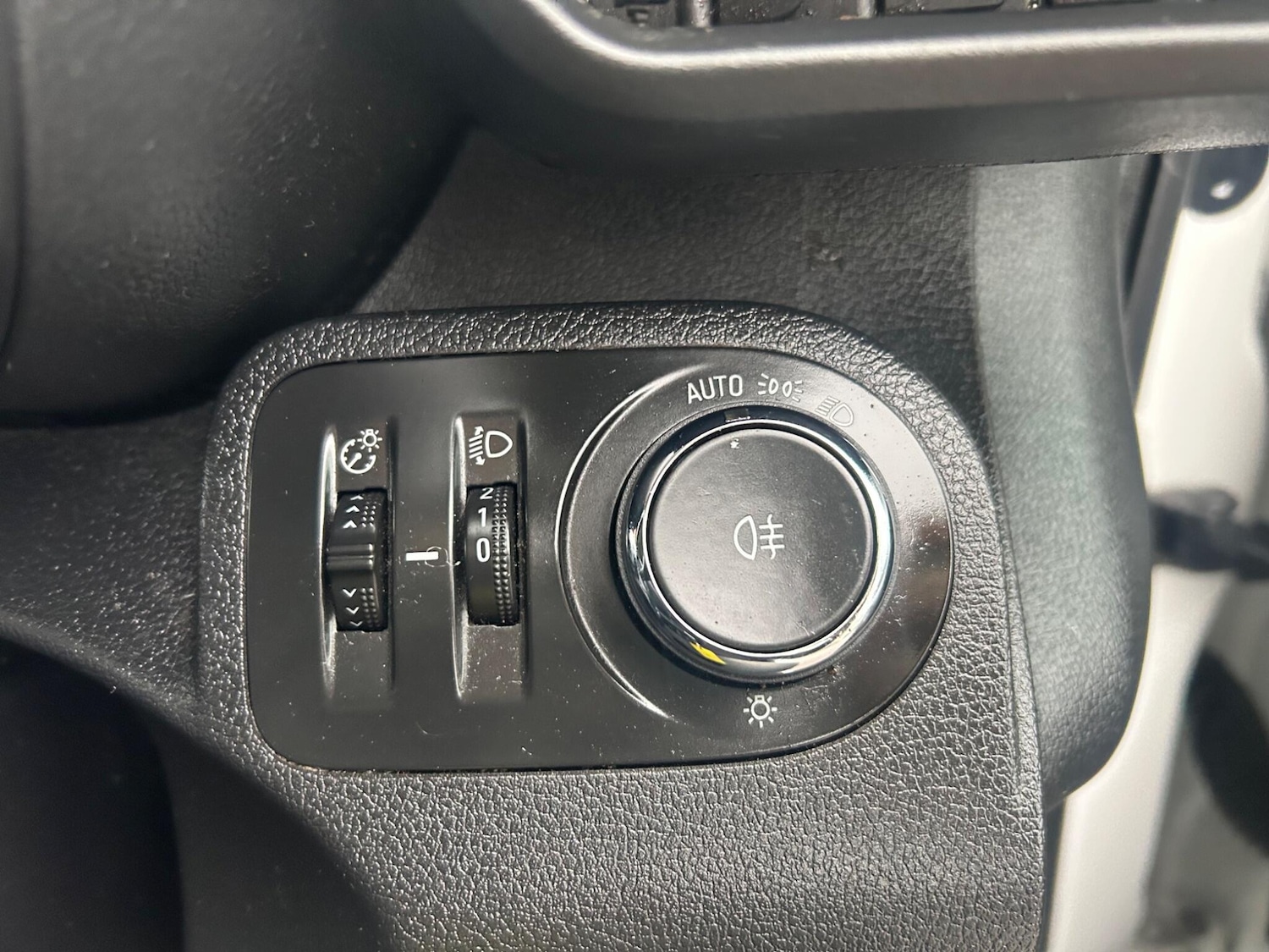 Used Vauxhall Combo 2019 for sale - 77645841: Photo 19