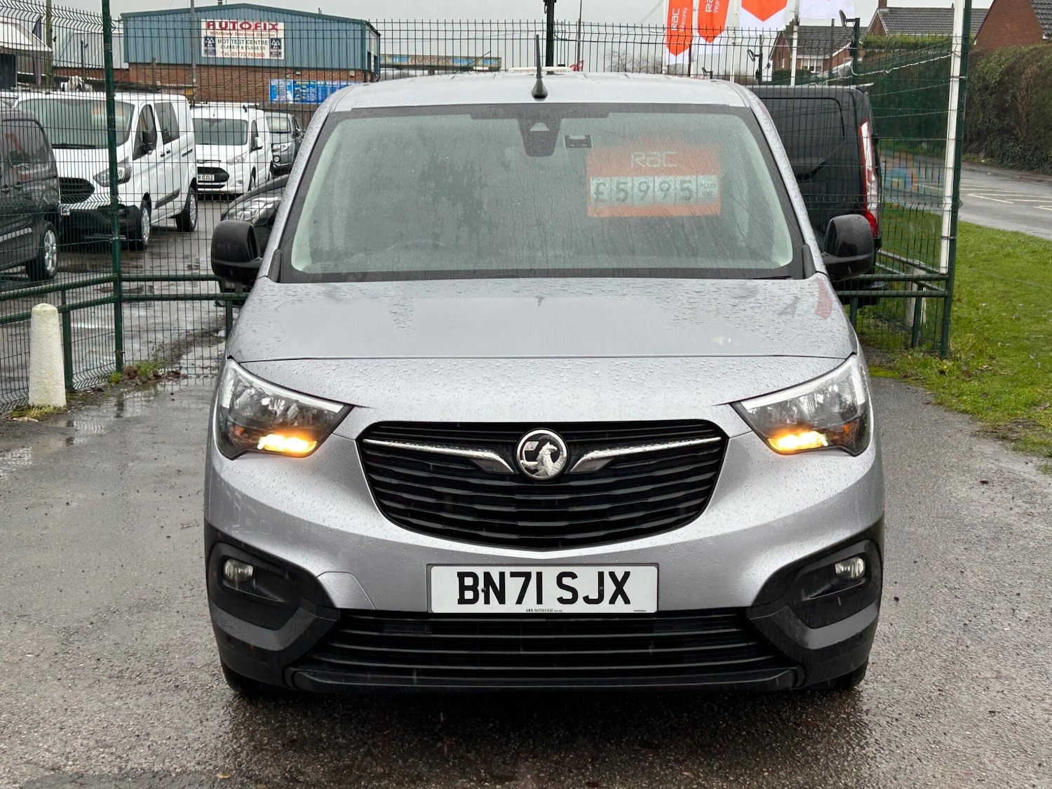Used Vauxhall Combo 2021 for sale - 76824824: Photo 2
