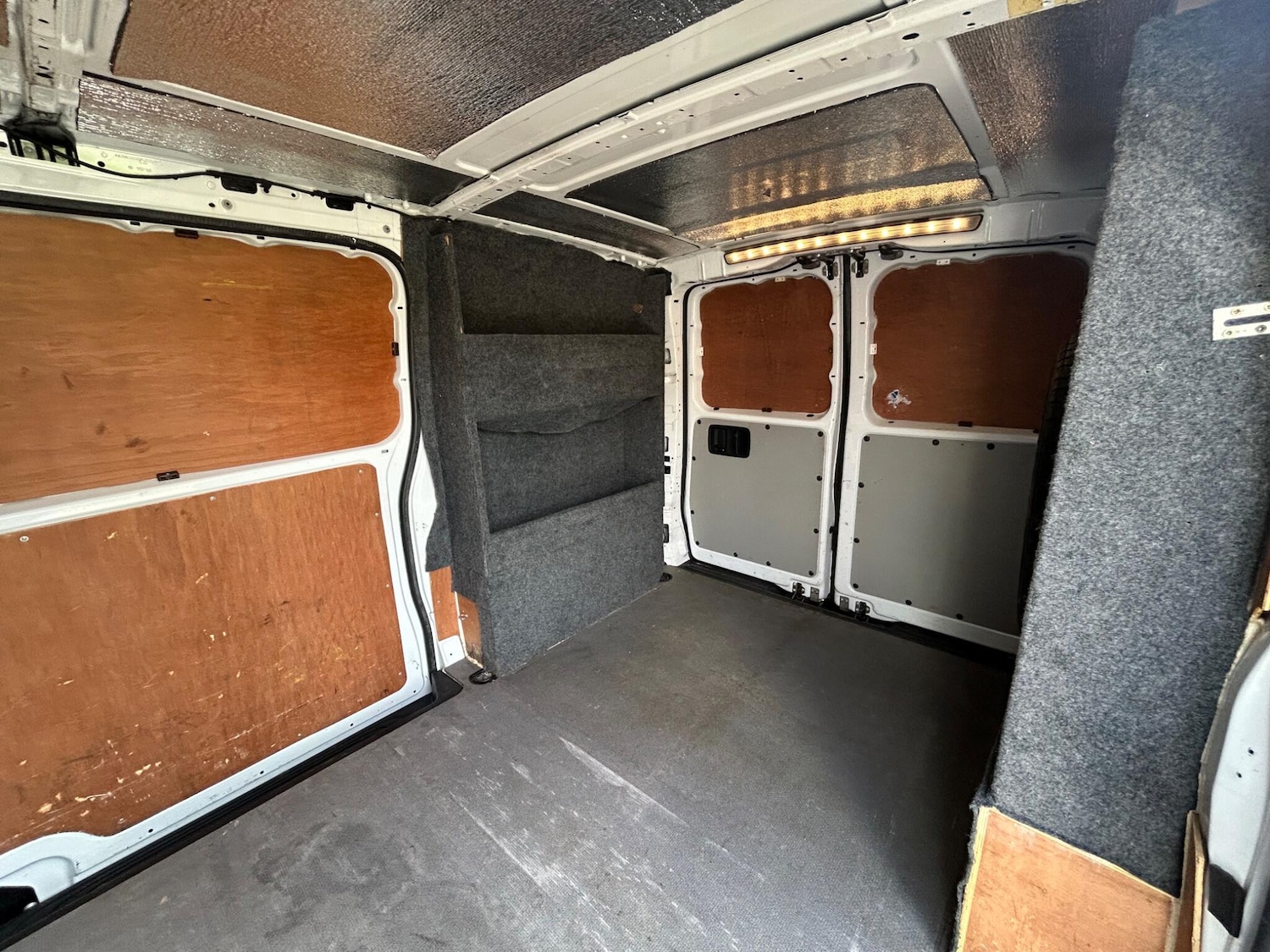 Used Mercedes-Benz Vito 2015 for sale - 76001976: Photo 10