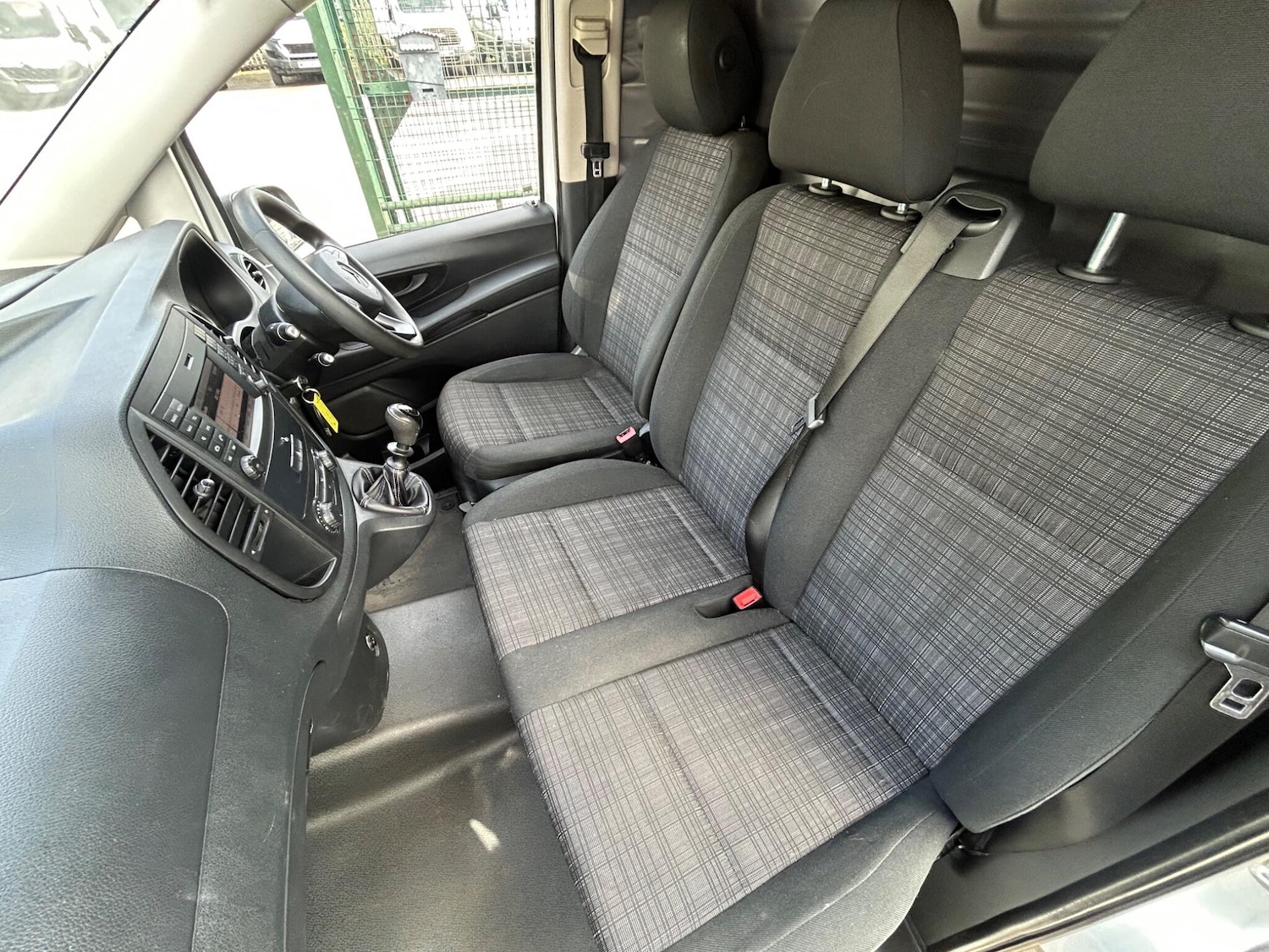 Used Mercedes-Benz Vito 2015 for sale - 76001976: Photo 12