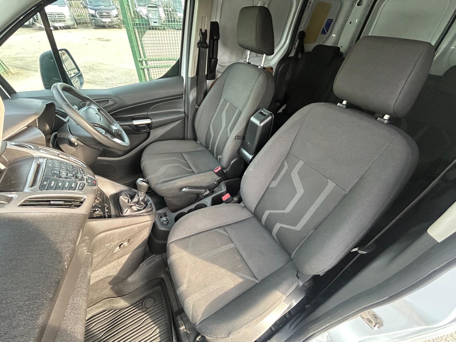 Used Ford Transit Connect 2018 for sale - 77970752: Photo 16