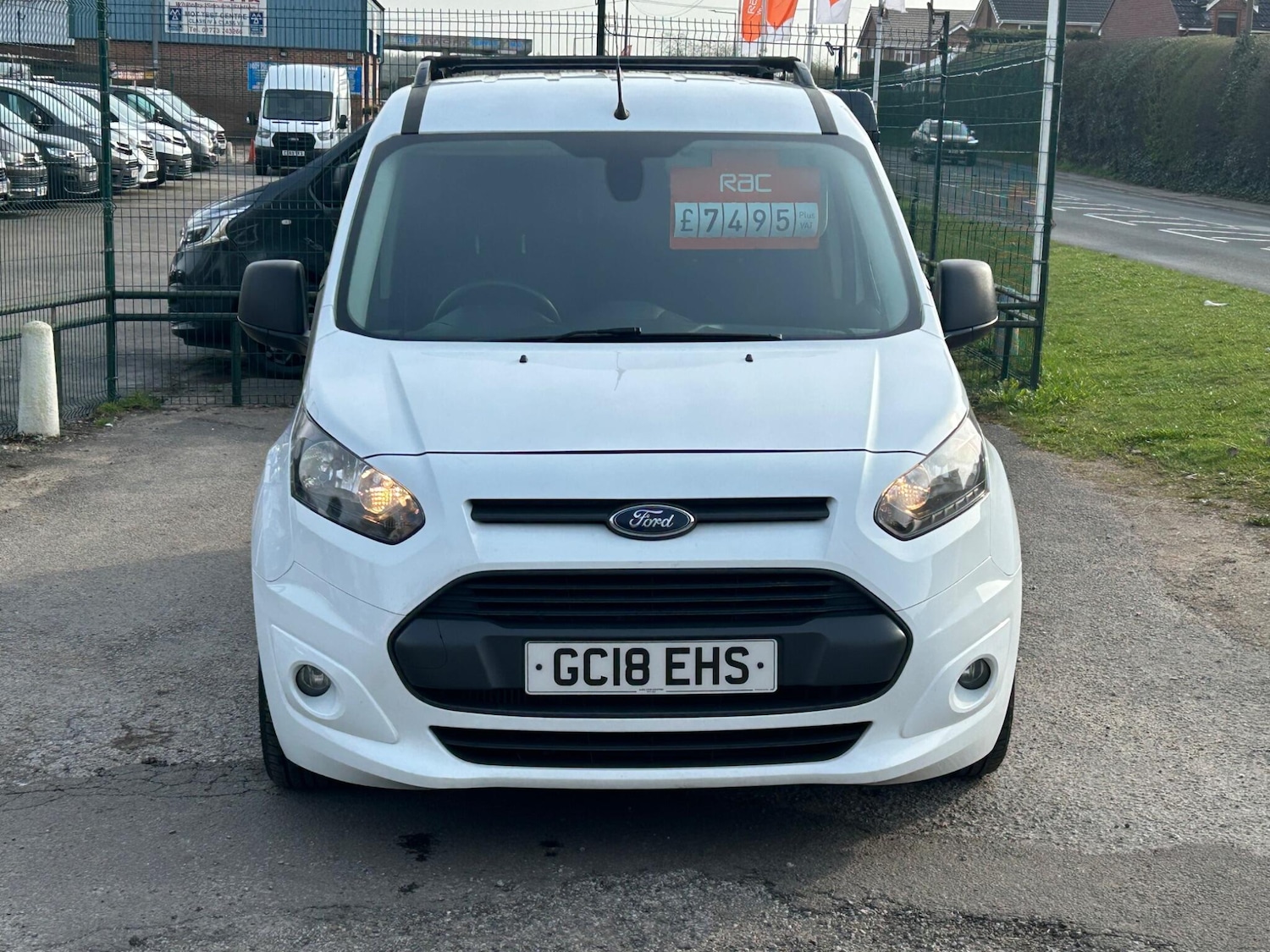 Used Ford Transit Connect 2018 for sale - 77970752: Photo 2