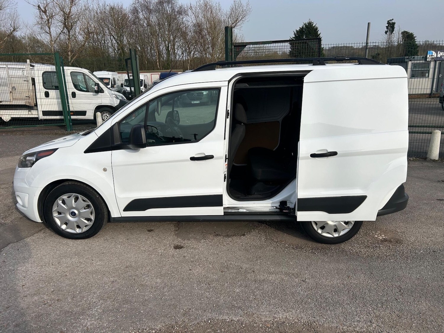 Used Ford Transit Connect 2018 for sale - 77970752: Photo 9
