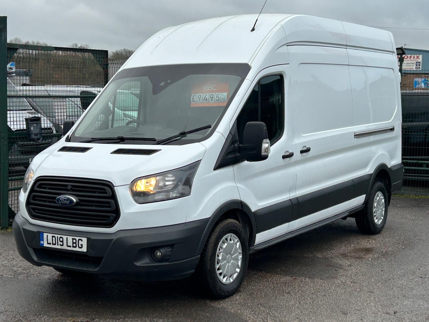 Used Ford Transit 2019 for sale - 76887417: Photo 1