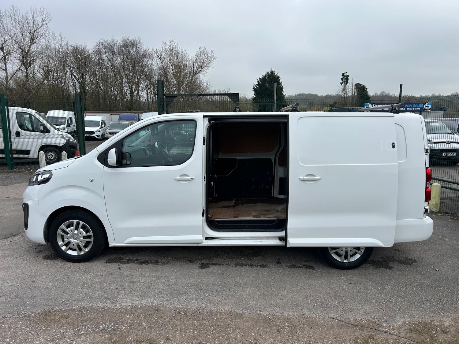 Used Vauxhall Vivaro 2021 for sale - 77969690: Photo 9