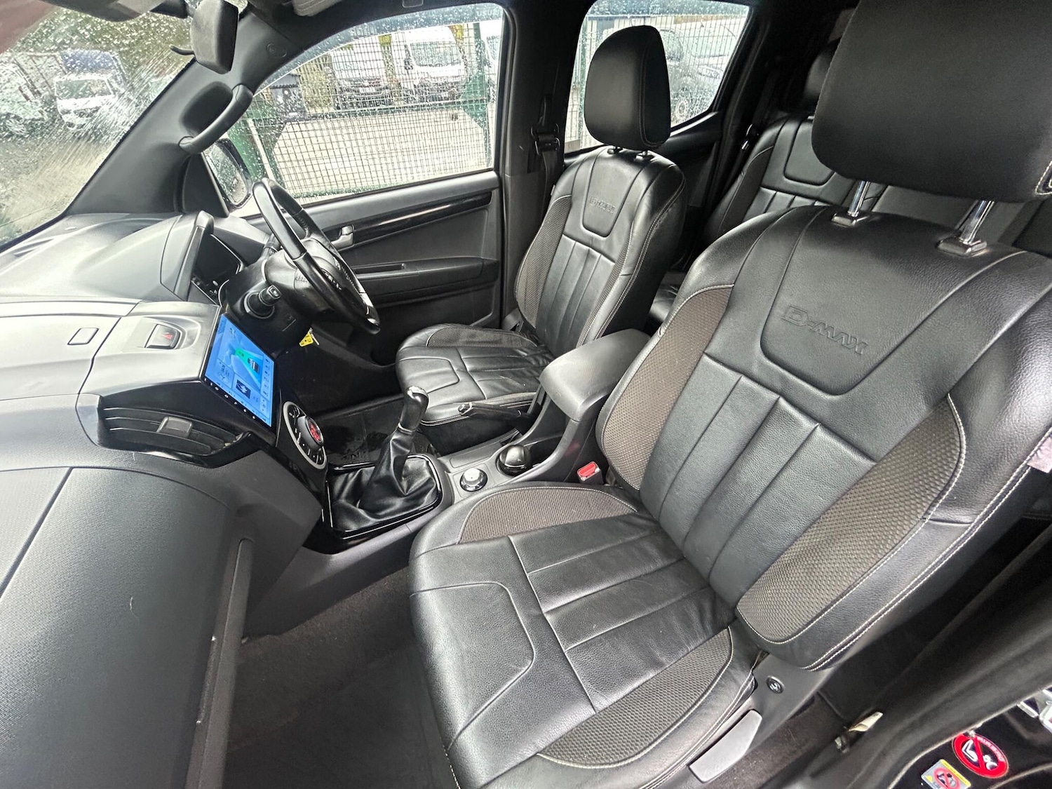 Used Isuzu D-Max 2016 for sale - 76360998: Photo 11