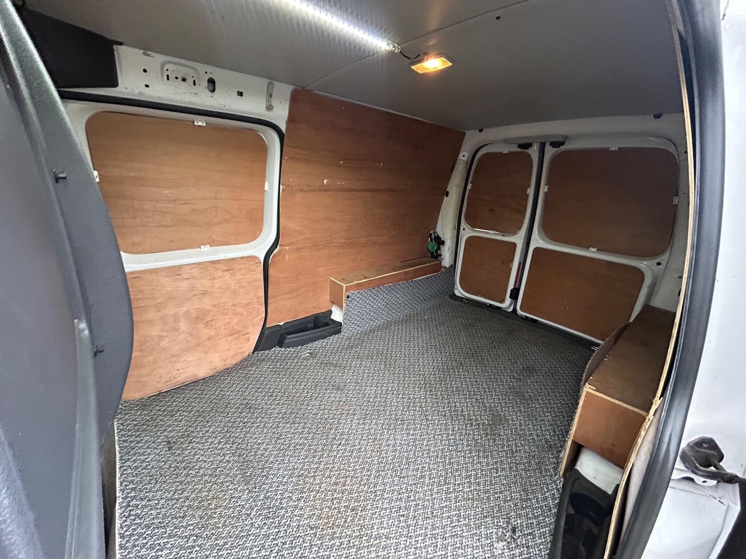 Used Volkswagen Caddy 2015 for sale - 77645837: Photo 10