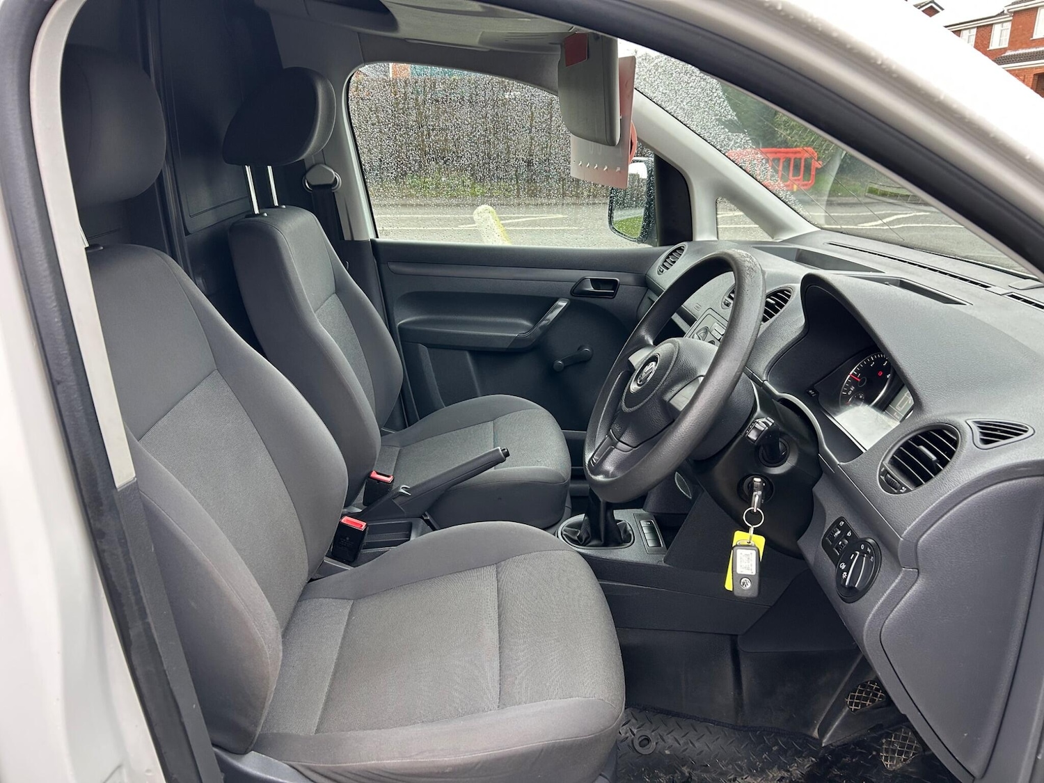 Used Volkswagen Caddy 2015 for sale - 77645837: Photo 15