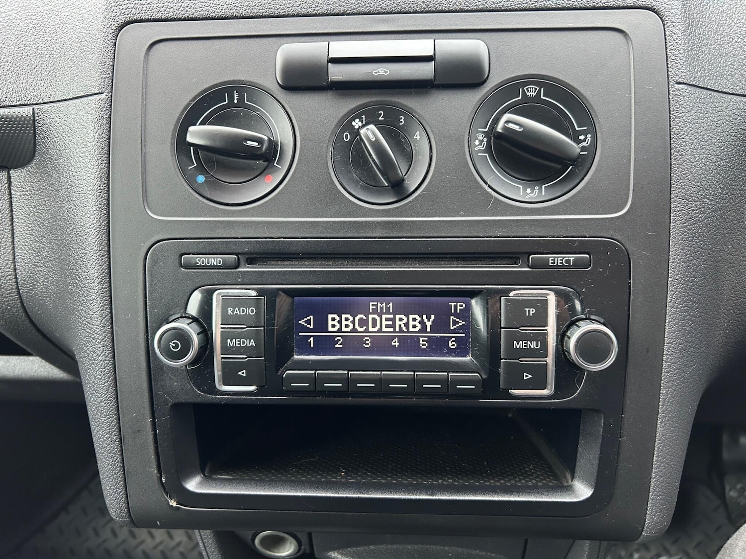 Used Volkswagen Caddy 2015 for sale - 77645837: Photo 19