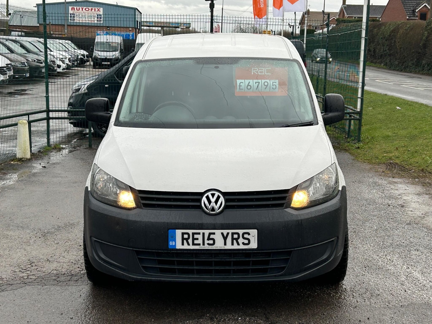 Used Volkswagen Caddy 2015 for sale - 77645837: Photo 2