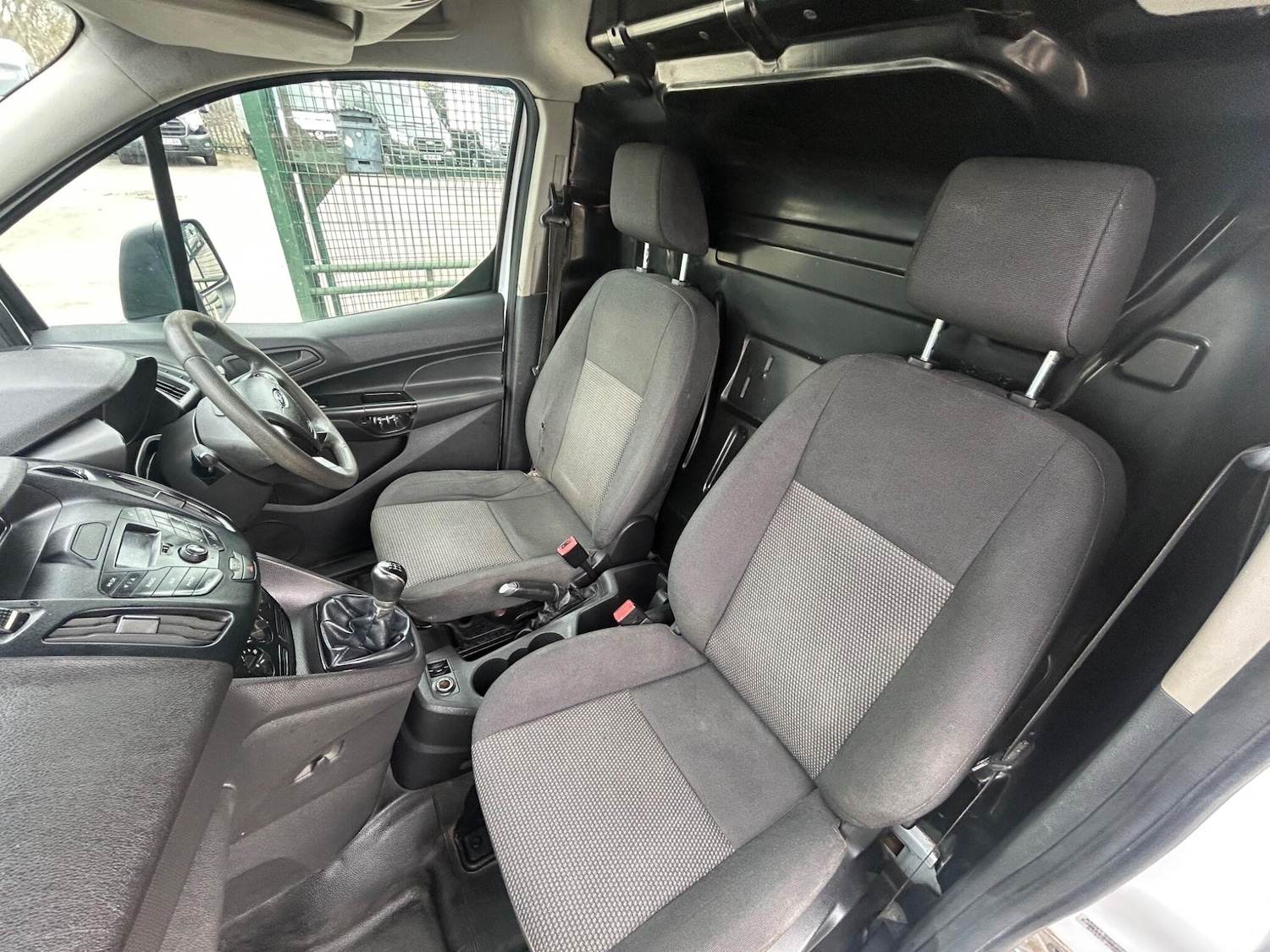 Used Ford Transit Connect 2016 for sale - 77994353: Photo 12