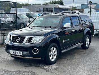 Used Nissan Navara 2015 for sale - 75978855: Photo