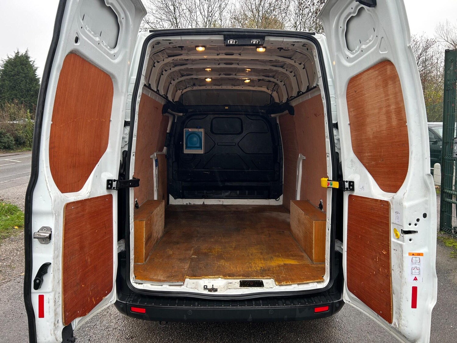 Used Ford Transit Custom 2022 for sale - 76562084: Photo 11