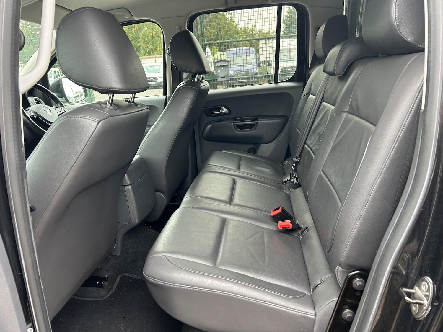 Used Volkswagen Amarok 2015 for sale - 76991369: Photo 11