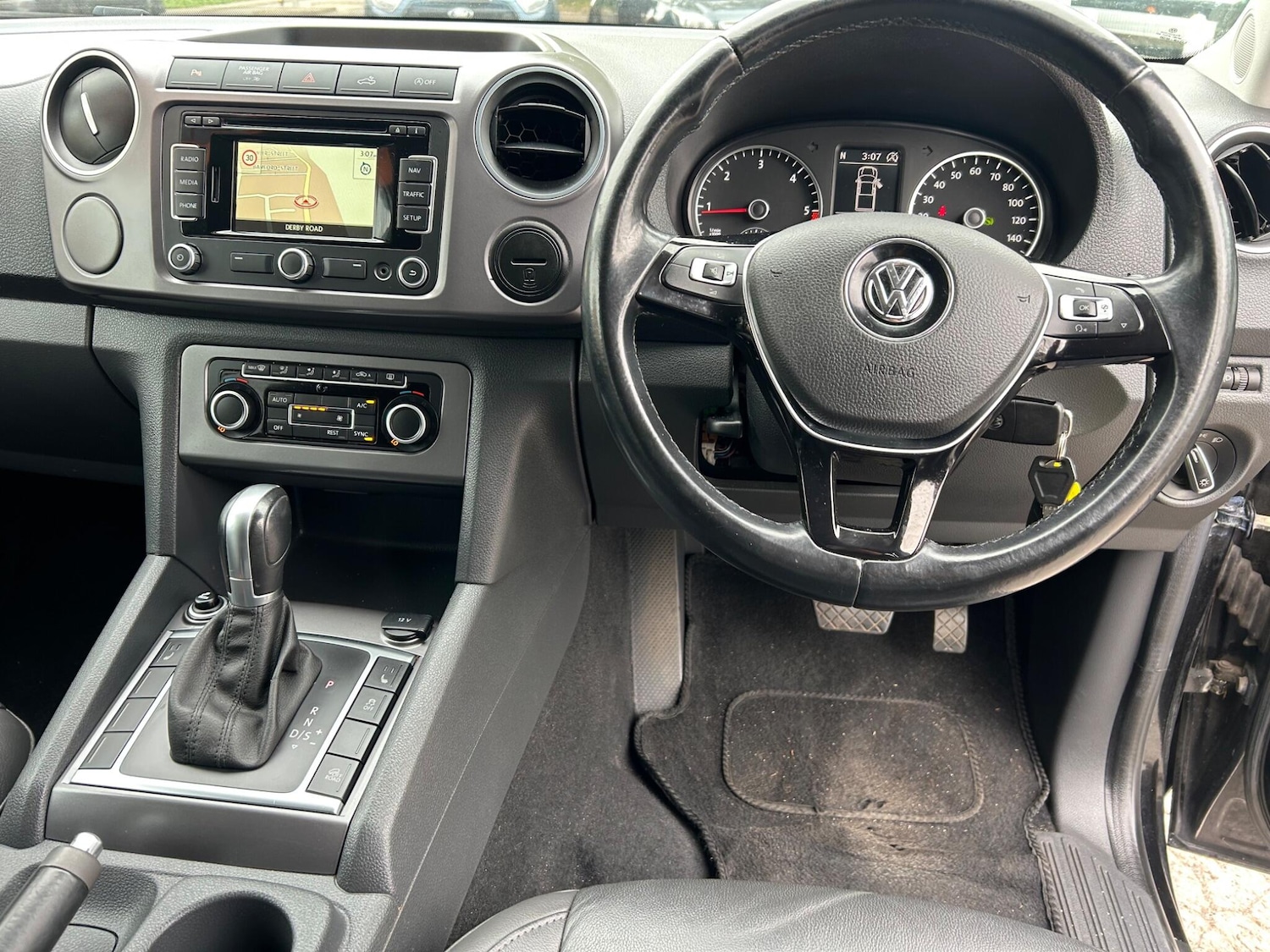 Used Volkswagen Amarok 2015 for sale - 76991369: Photo 15