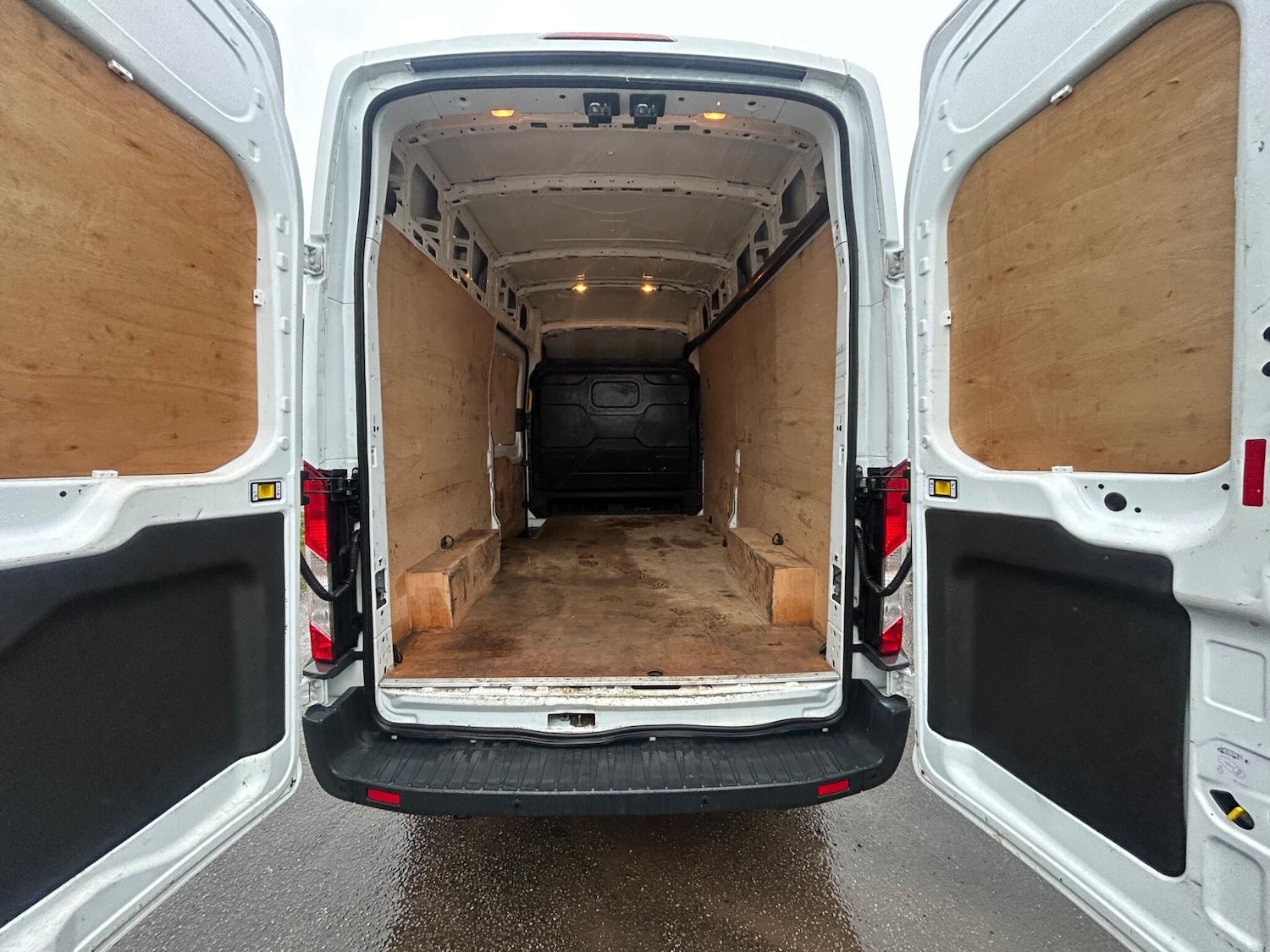Used Ford Transit 2019 for sale - 77291399: Photo 11