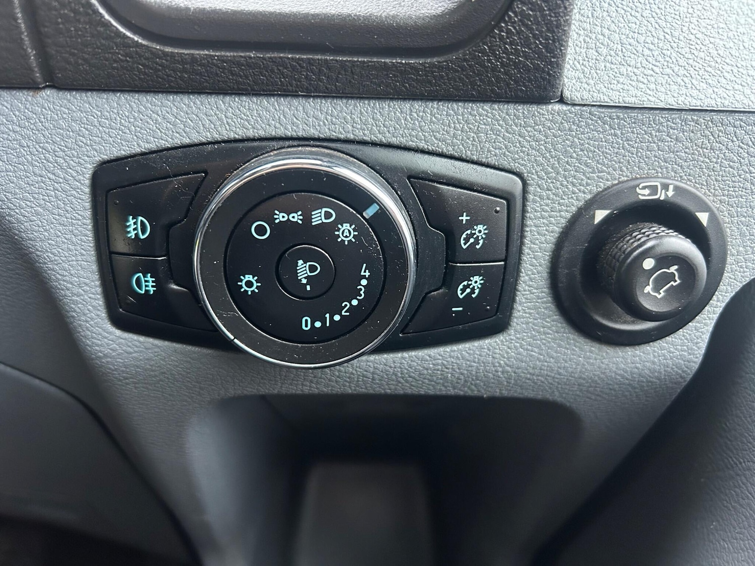 Used Ford Transit 2019 for sale - 77291399: Photo 19