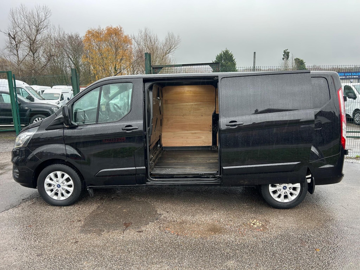 Used Ford Transit Custom for sale - 76824755: Photo 9
