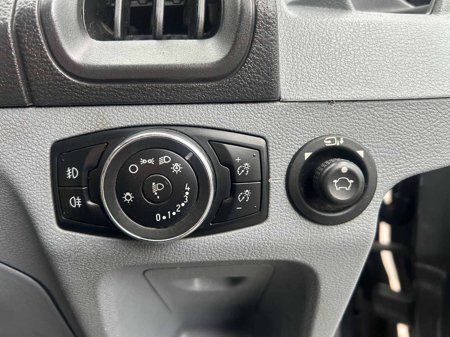 Used Ford Transit 2018 for sale - 76584551: Photo 23