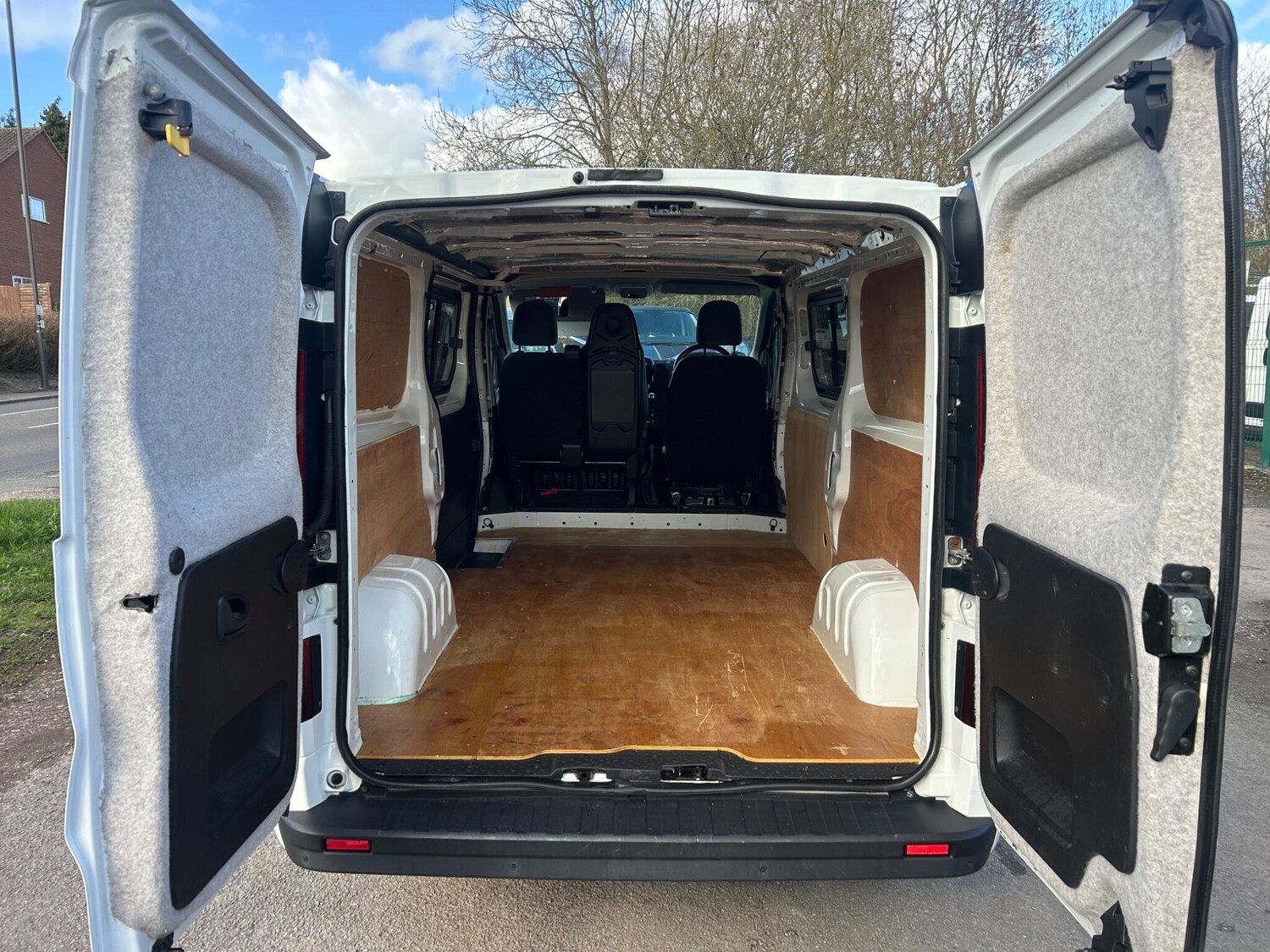 Used Vauxhall Vivaro 2018 for sale - 77838962: Photo 11