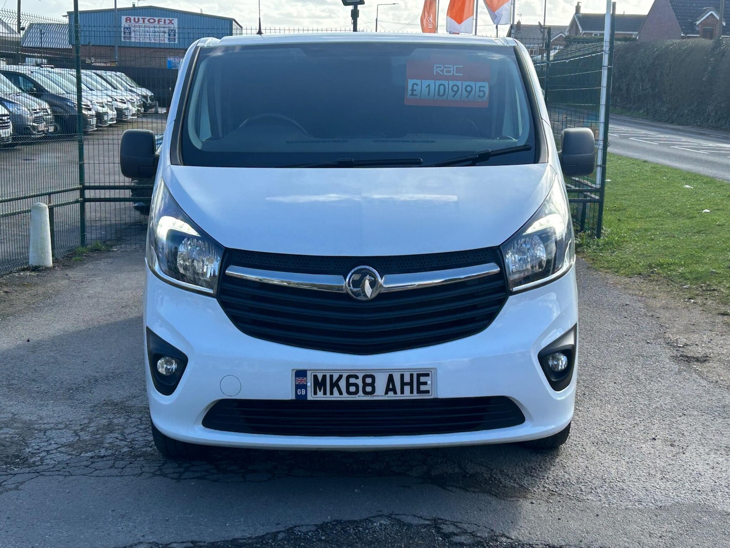 Used Vauxhall Vivaro 2018 for sale - 77838962: Photo 2