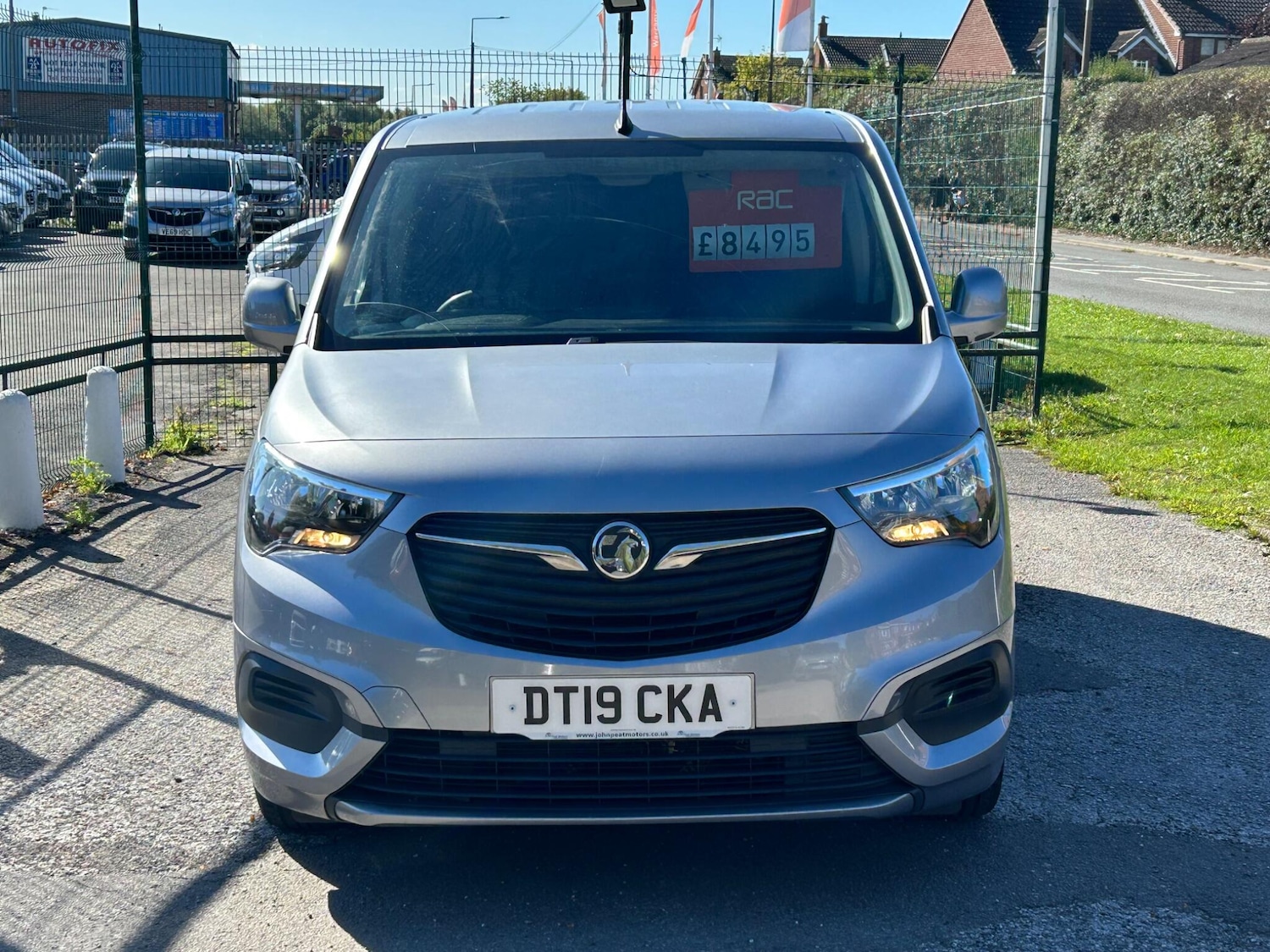 Used Vauxhall Combo 2019 for sale - 77993356: Photo 2
