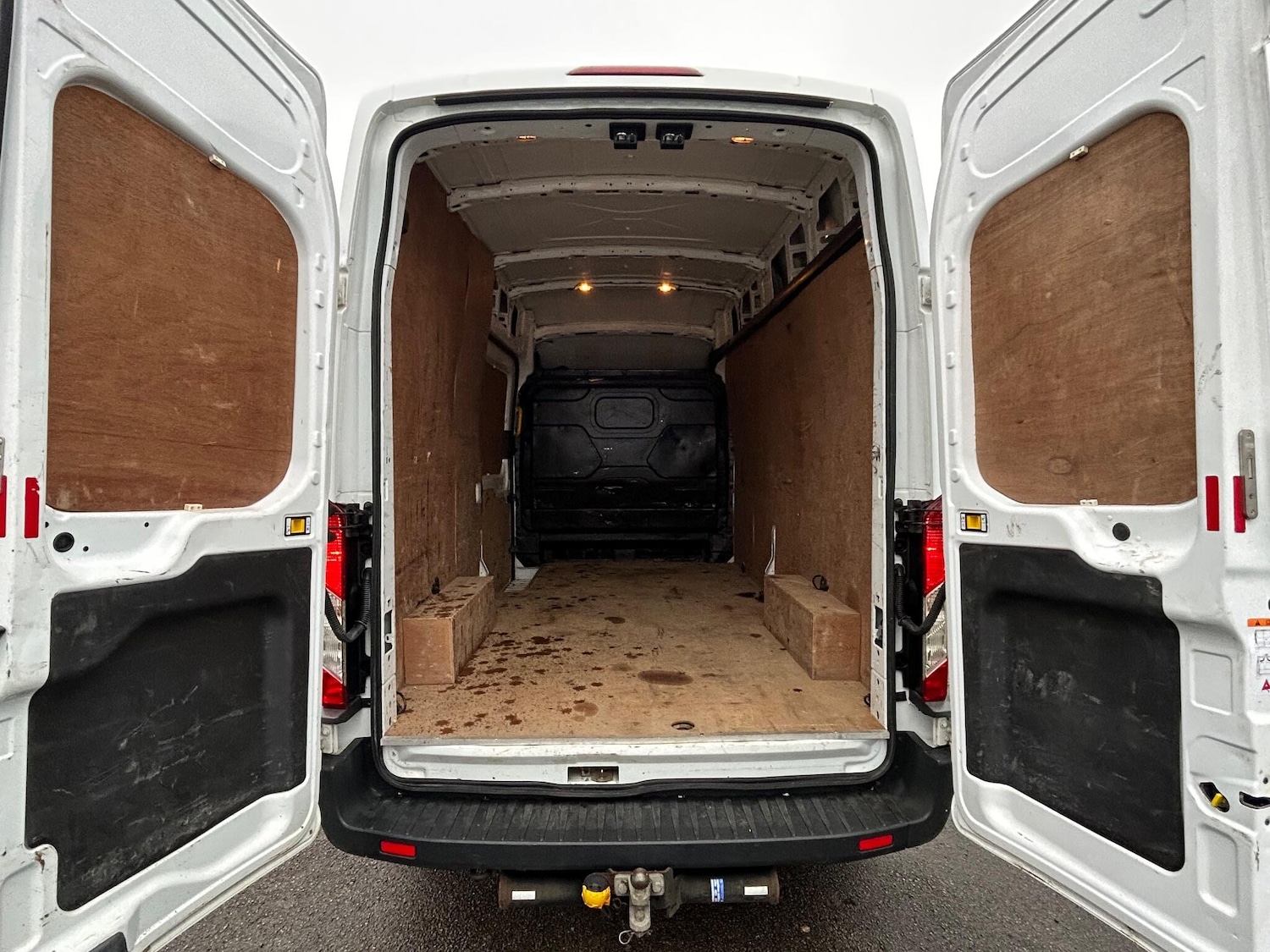 Used Ford Transit 2017 for sale - 77143850: Photo 10