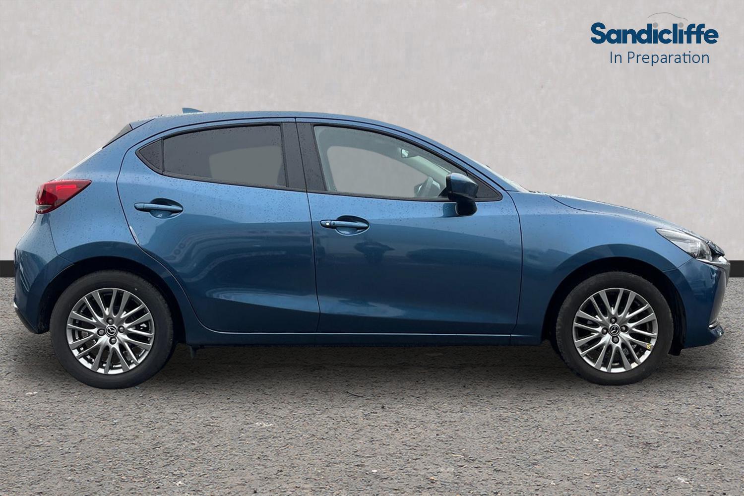 Used Mazda Mazda2 2022 for sale - 77023902: Photo 2