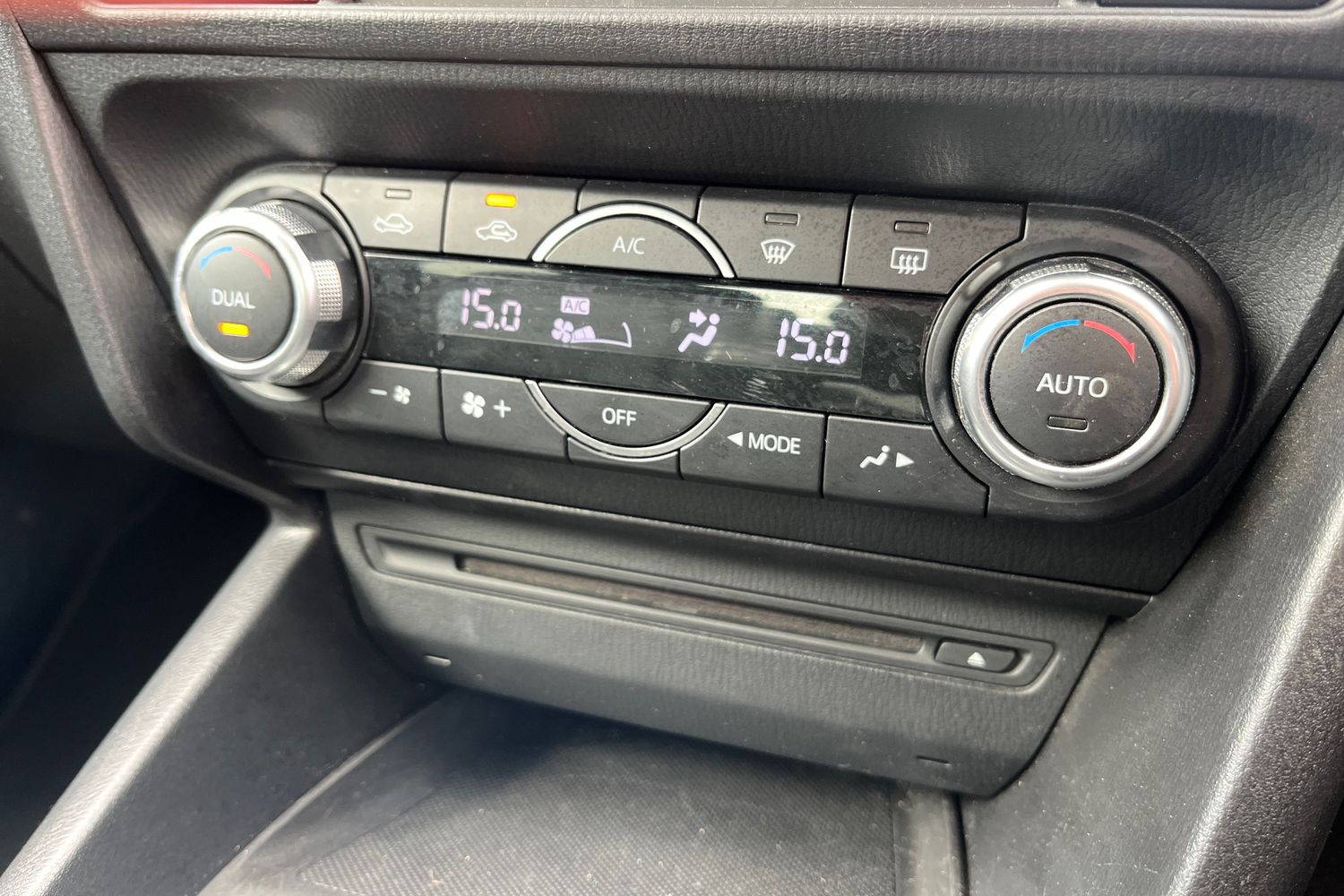 Used Mazda Mazda3 2014 for sale - 78178260: Photo 31