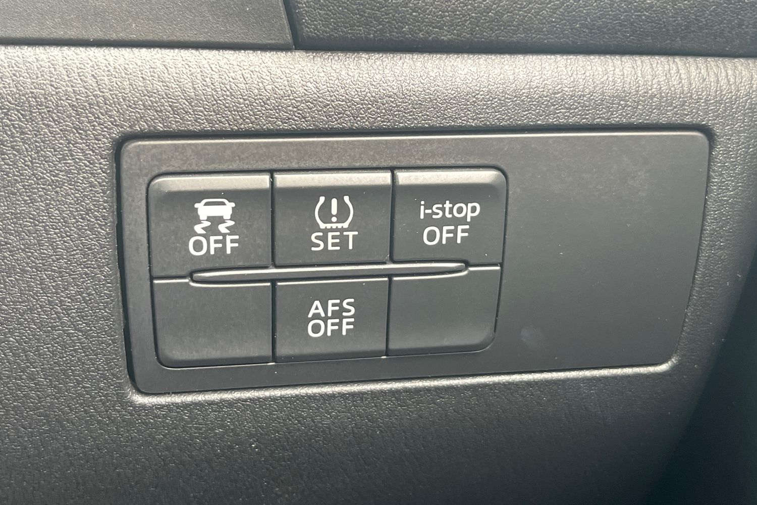 Used Mazda Mazda3 2014 for sale - 78178260: Photo 34