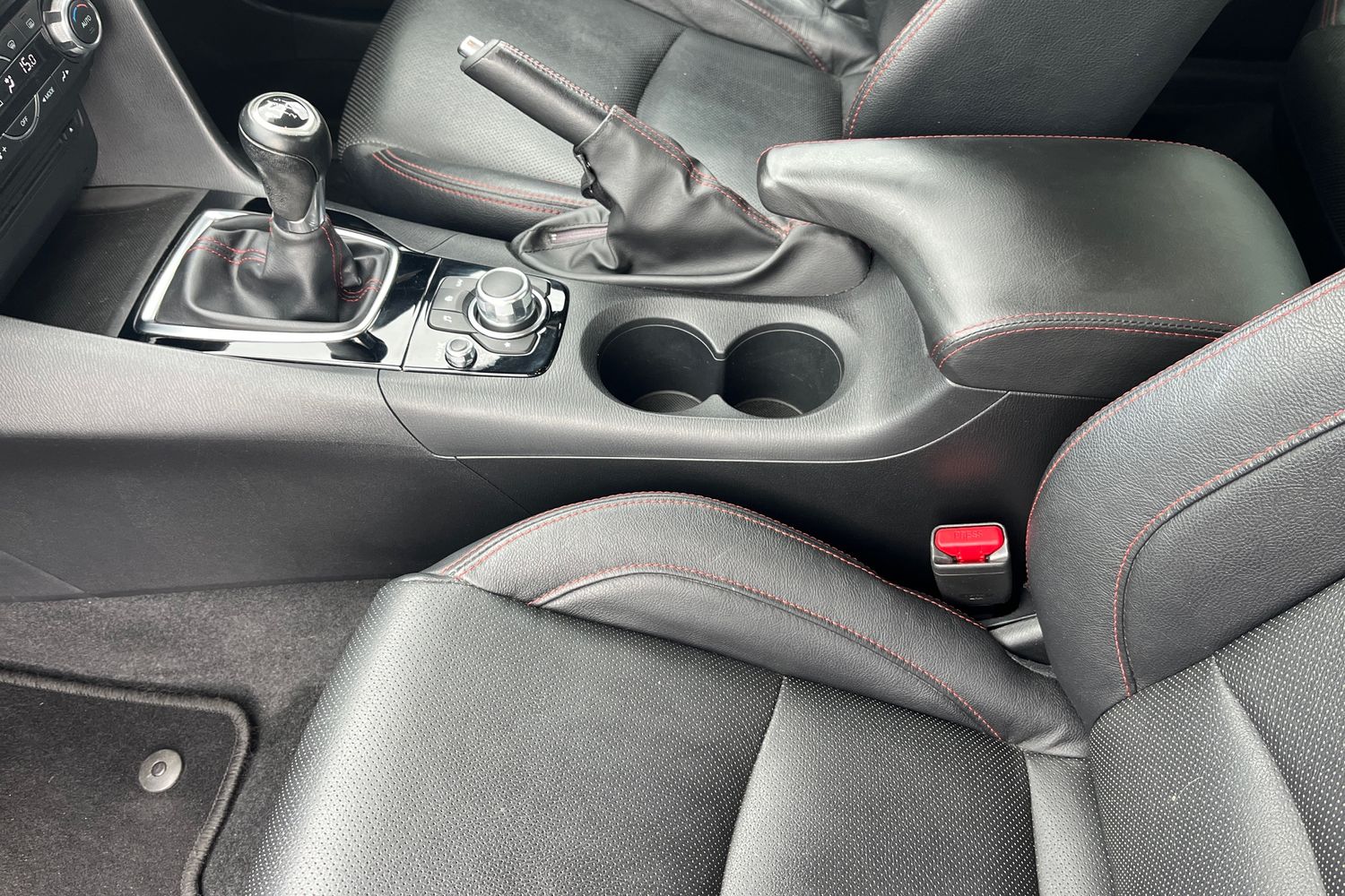 Used Mazda Mazda3 2014 for sale - 78178260: Photo 40