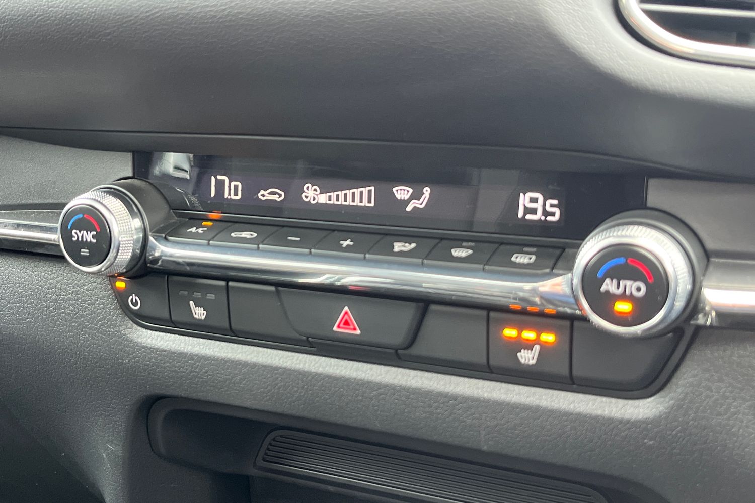 Used Mazda CX-30 2023 for sale - 77446878: Photo 23